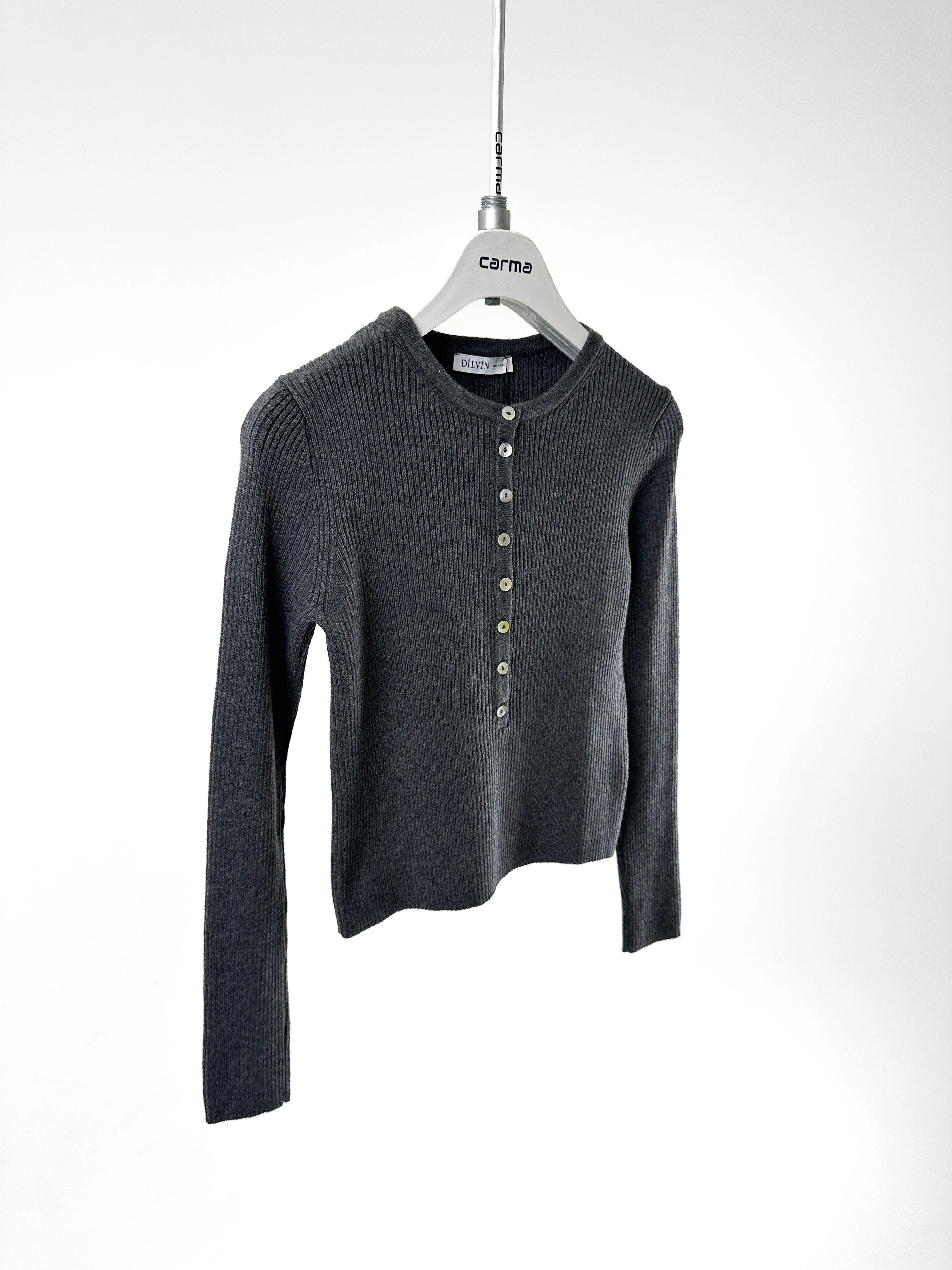 Düğmeli Fit Ribana Kazak