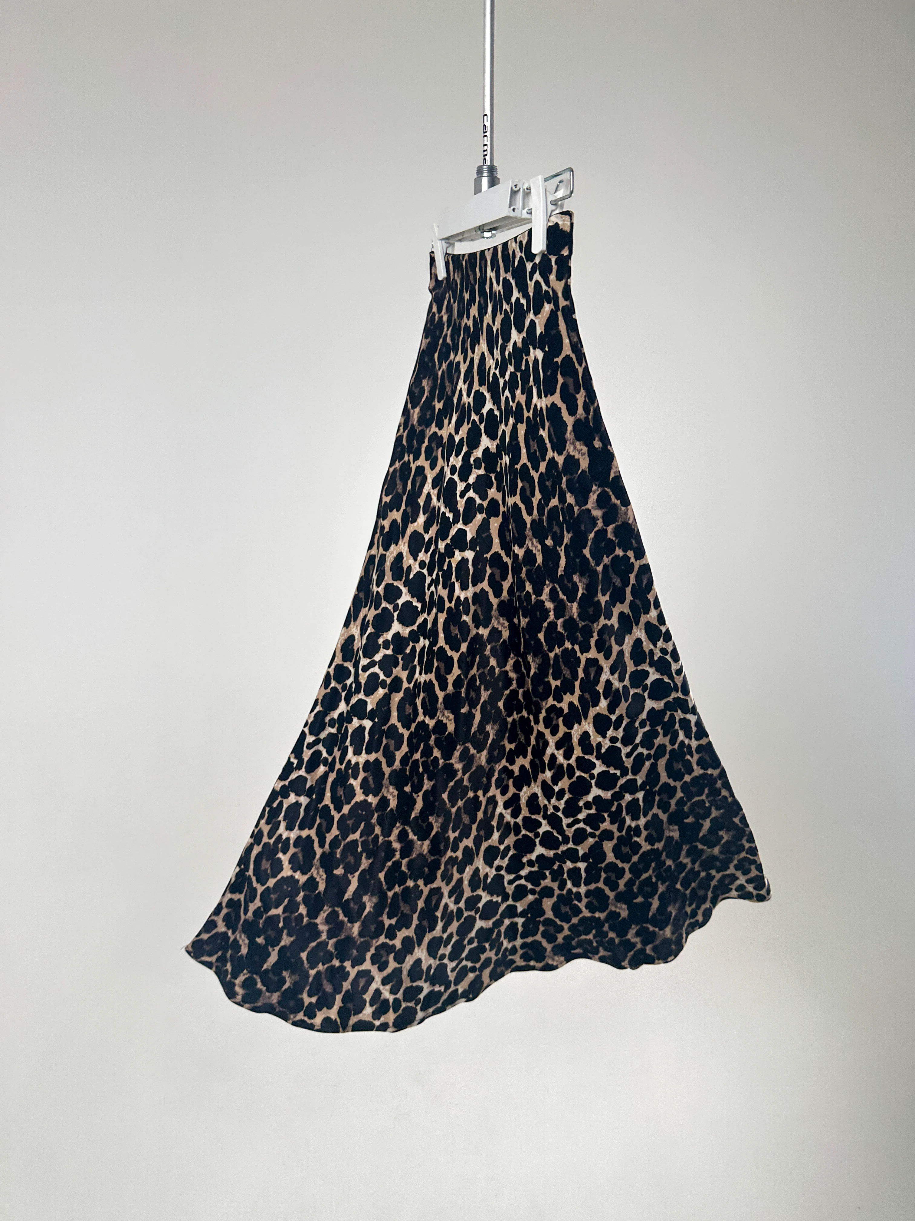 Leopar Desenli Saten Etek