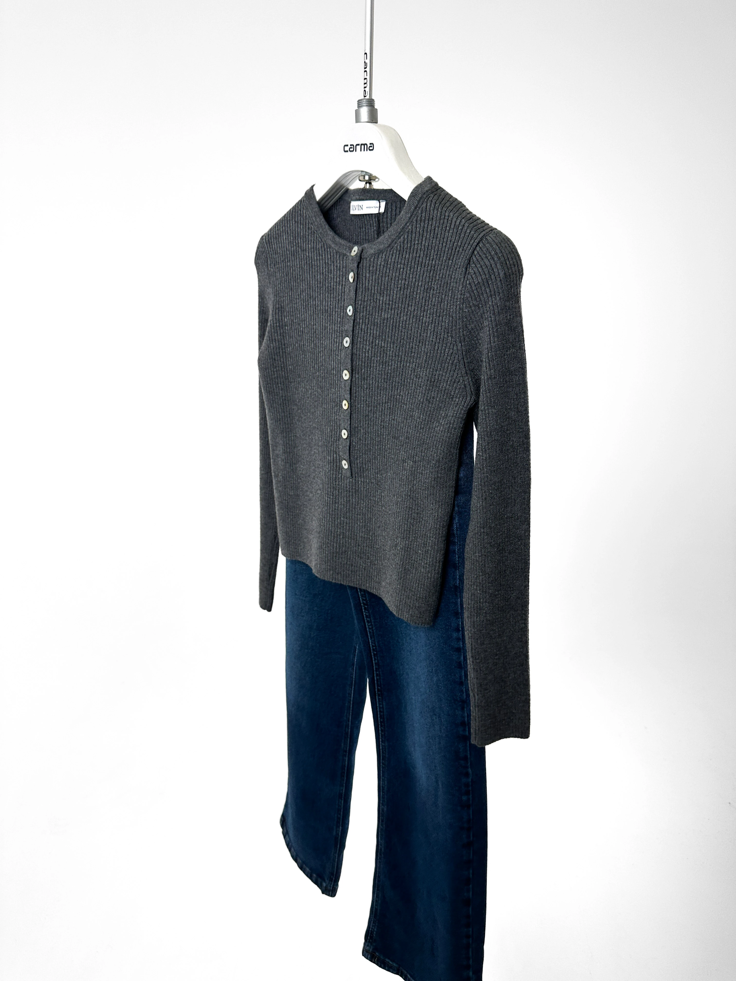 Düğmeli Fit Ribana Kazak