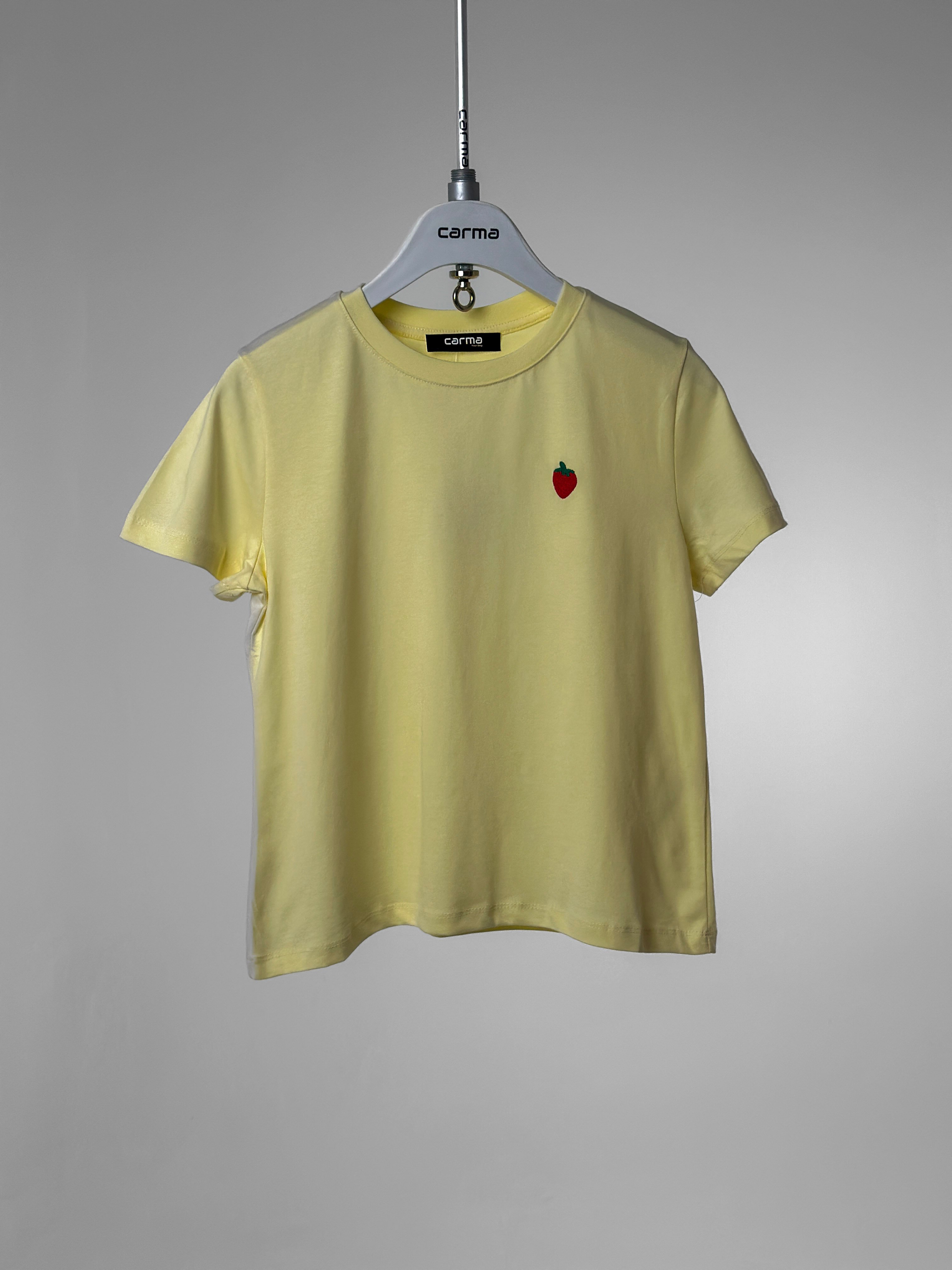 Çilek Nakışlı Basic T-Shirt