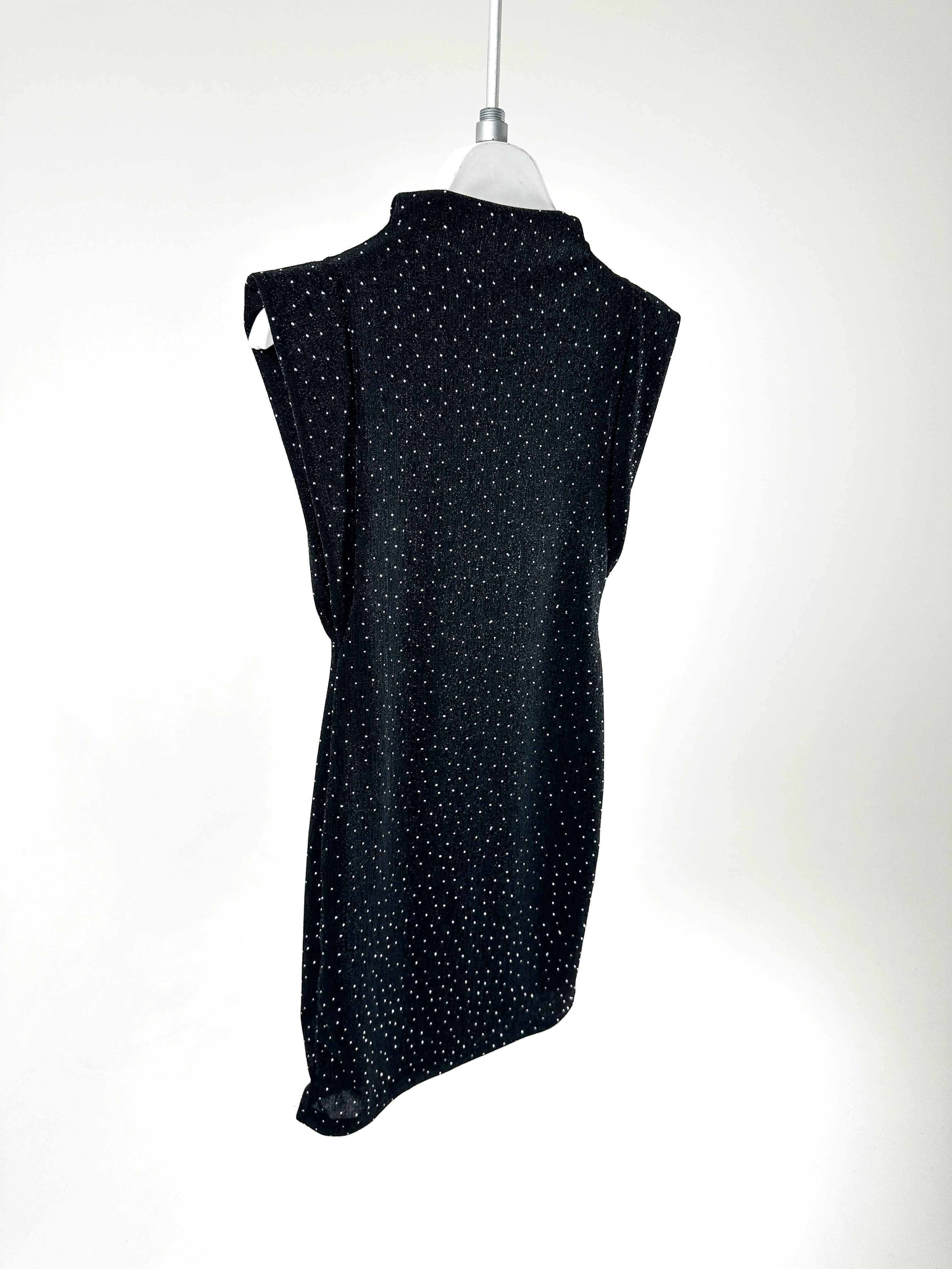 Taş Detaylı Elbise