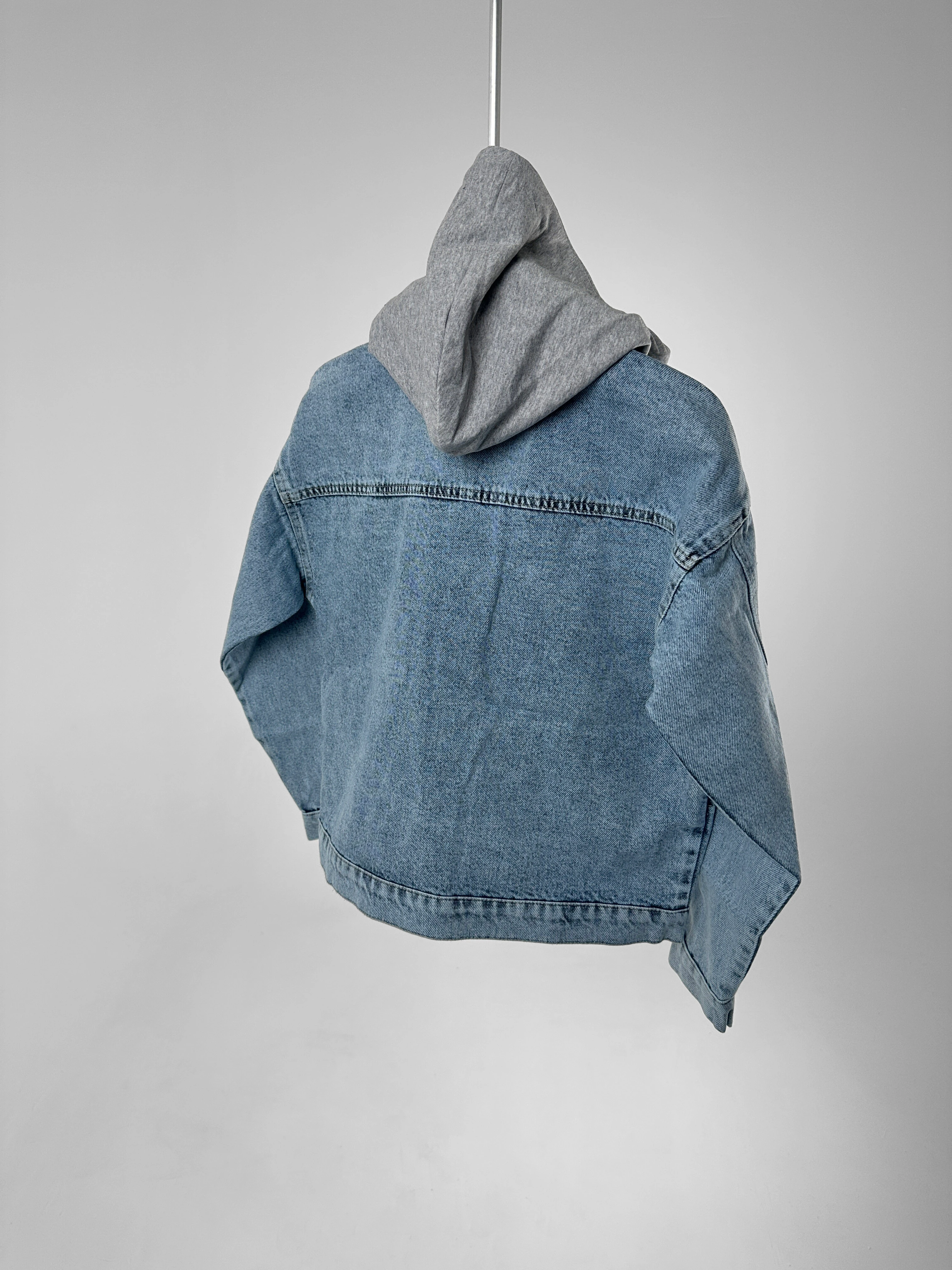 Kapüşon Detaylı Kot Ceket