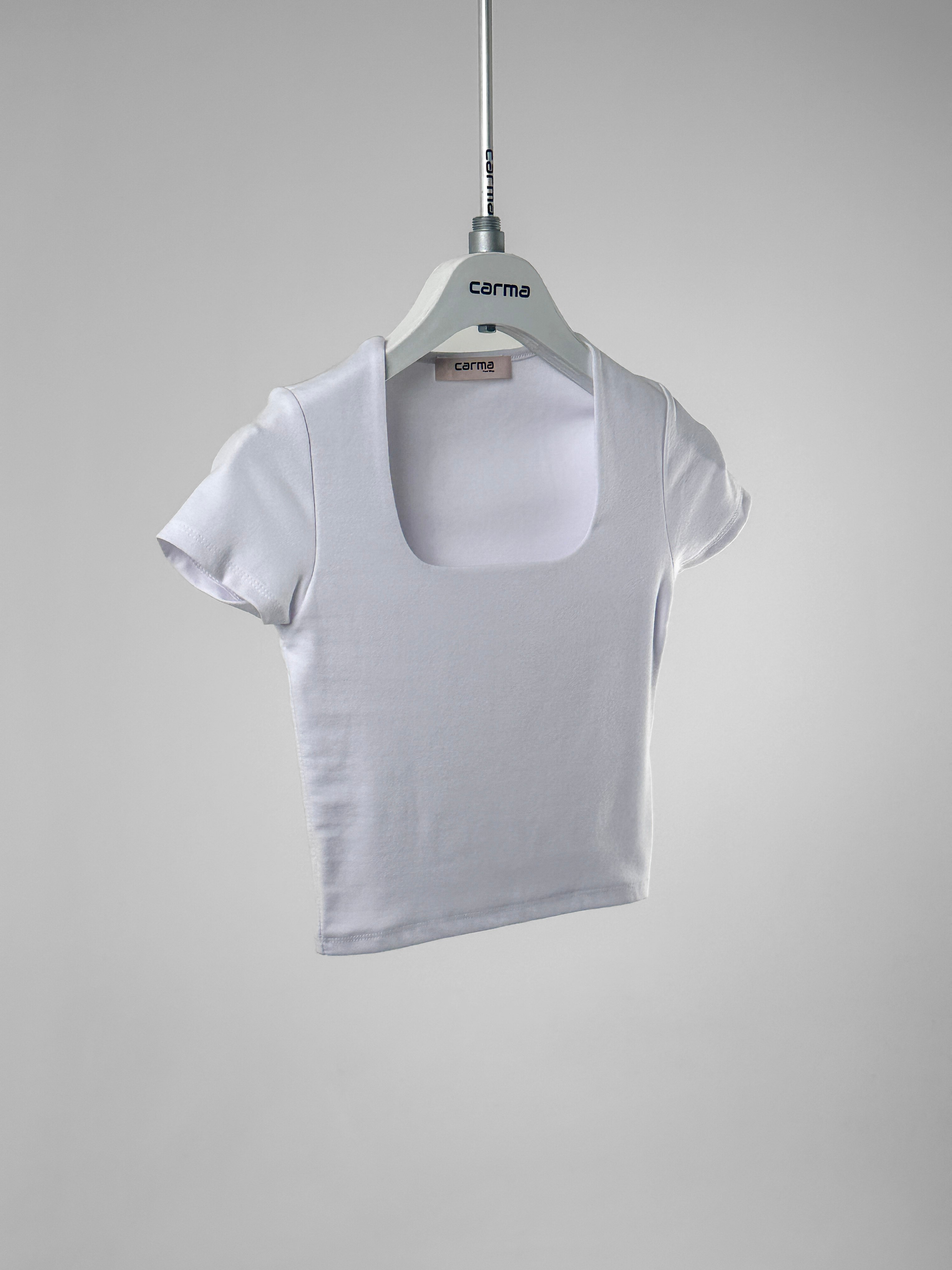 Kare Yaka Fit Crop