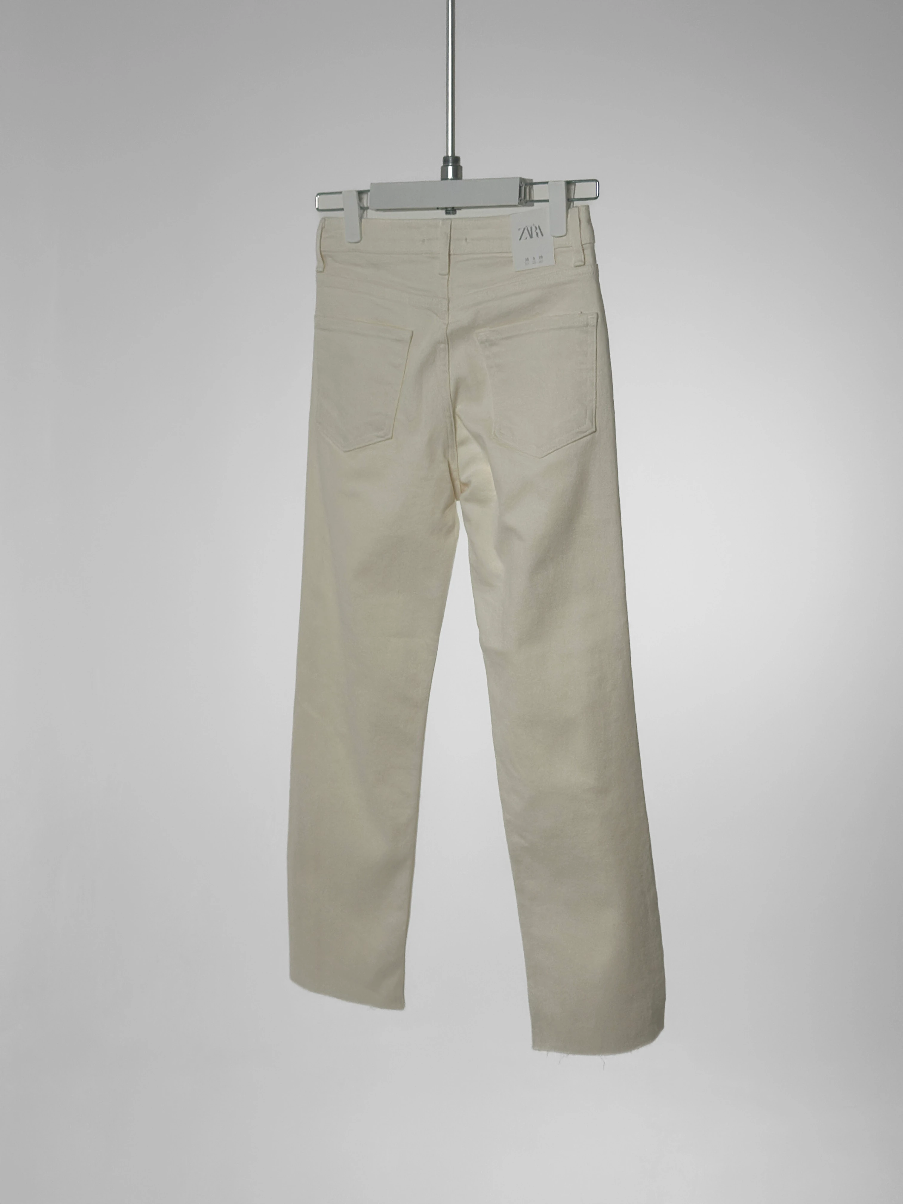 Kesik Paça Boru Jean