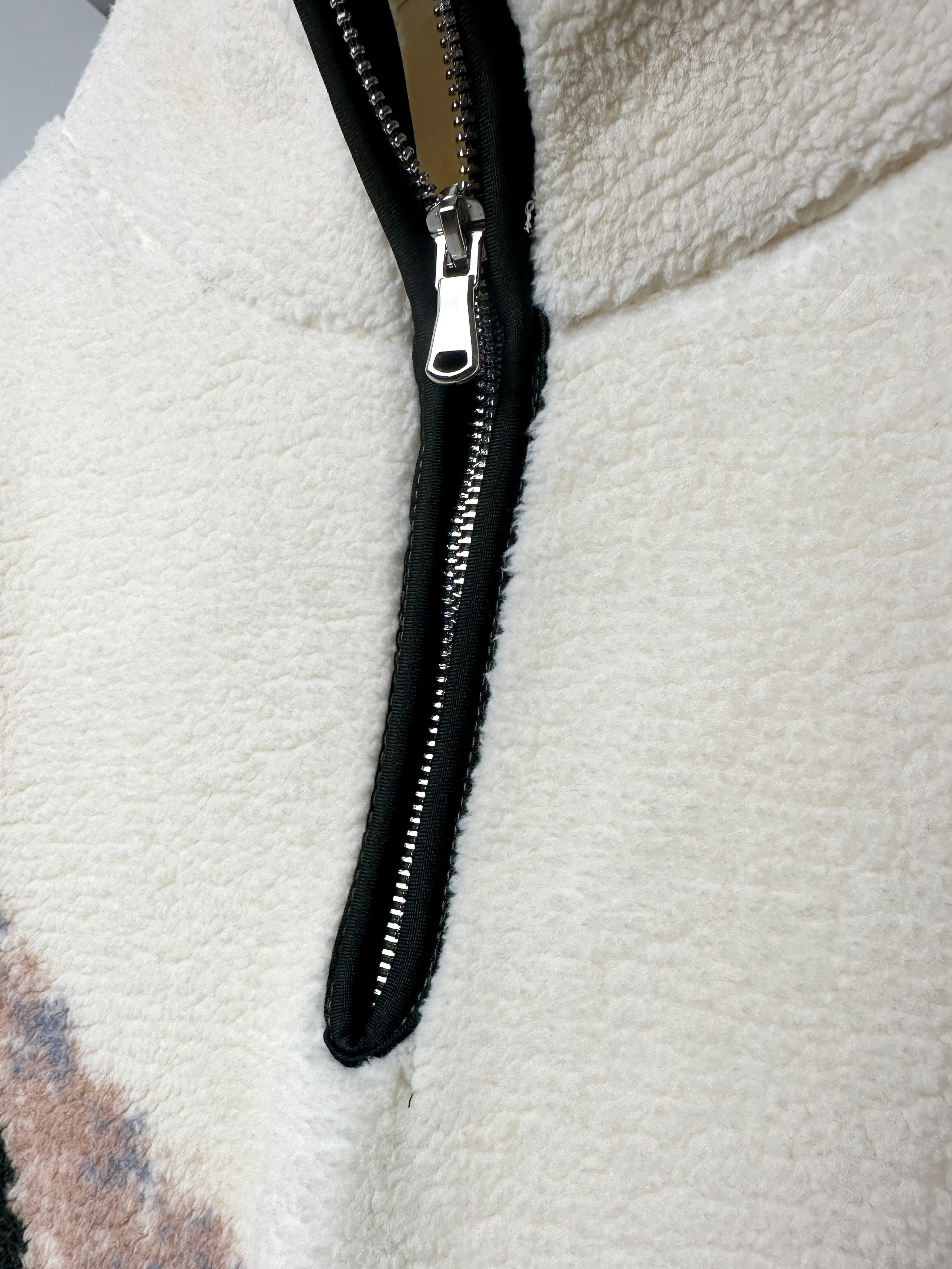 Desenli Yarım Fermuarlı Polar