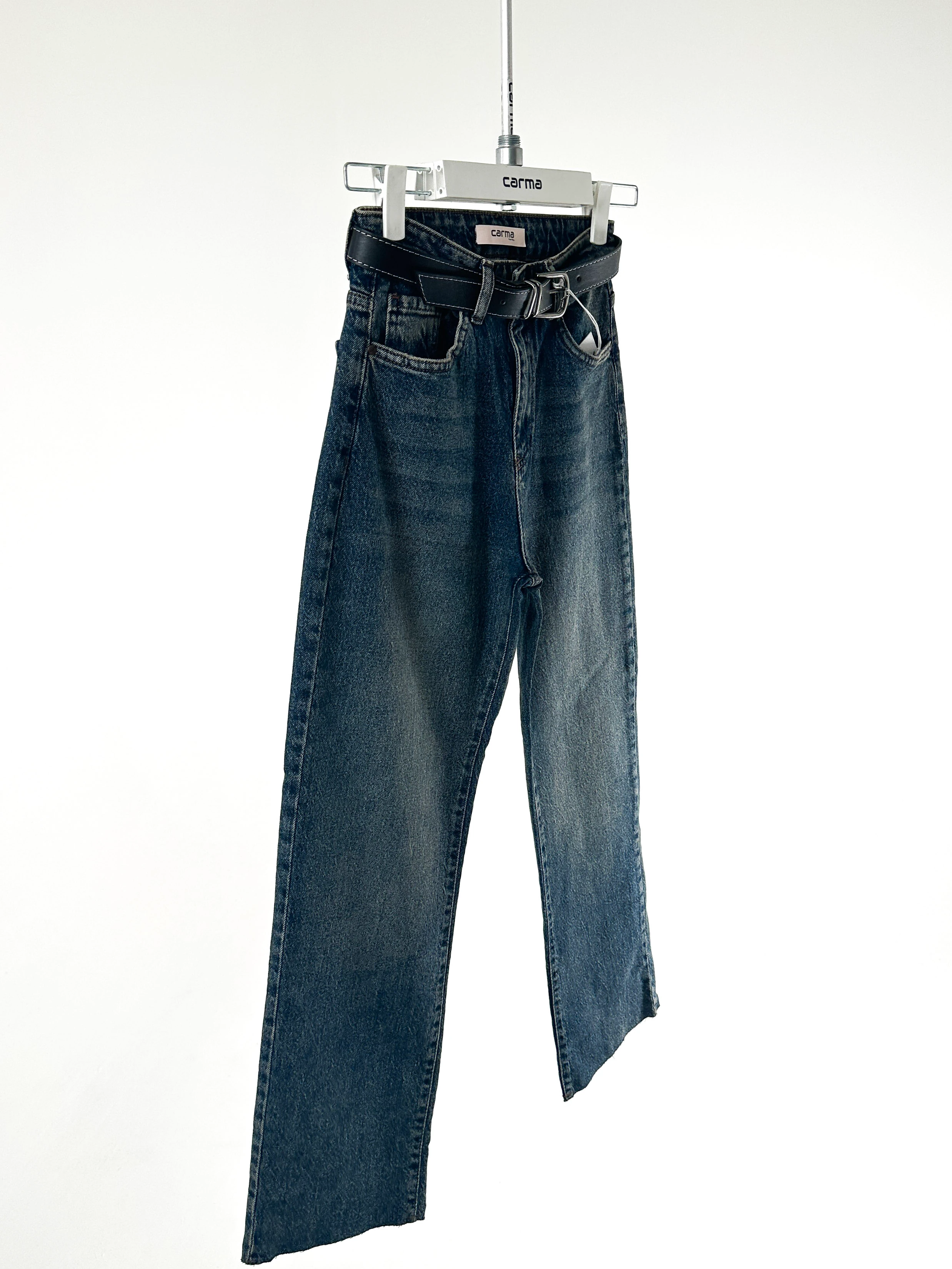 Basic Straight Jean