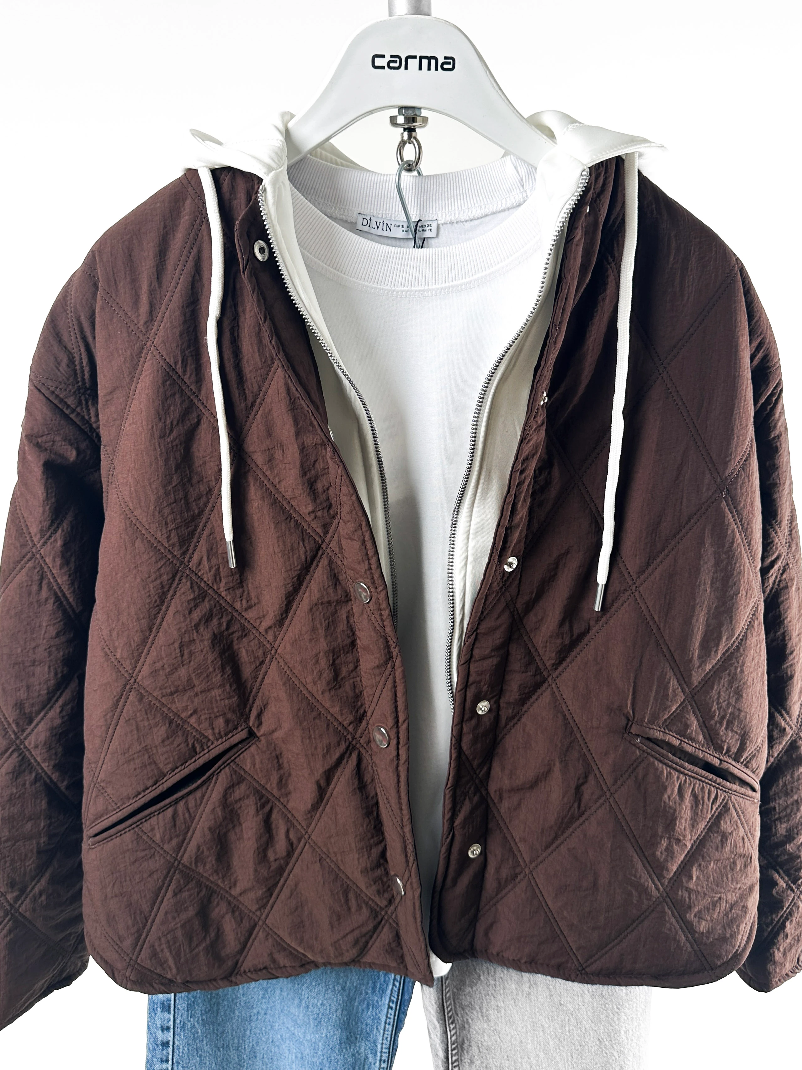 Kapitone Doku Detaylı Mont