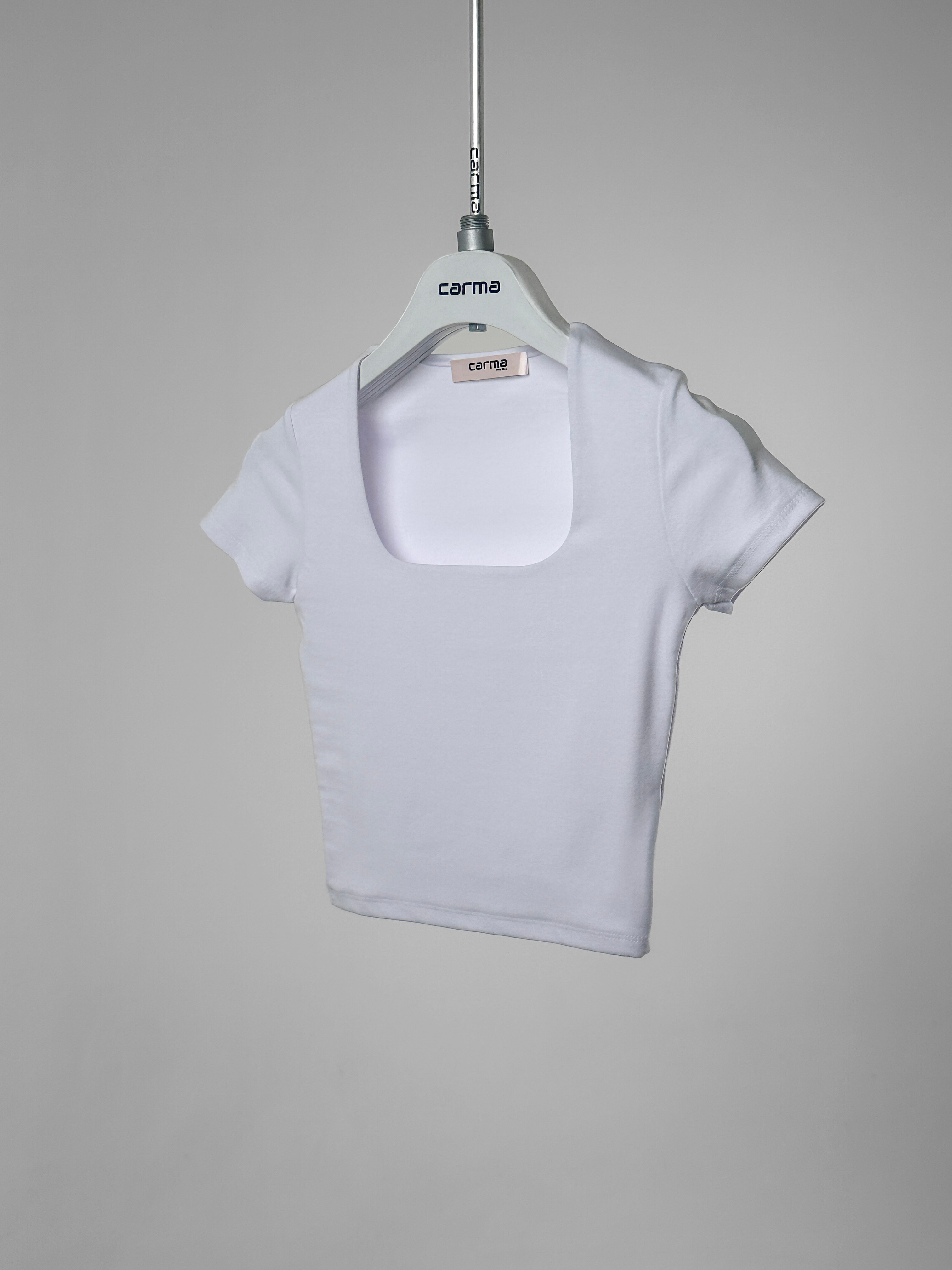 Kare Yaka Fit Crop