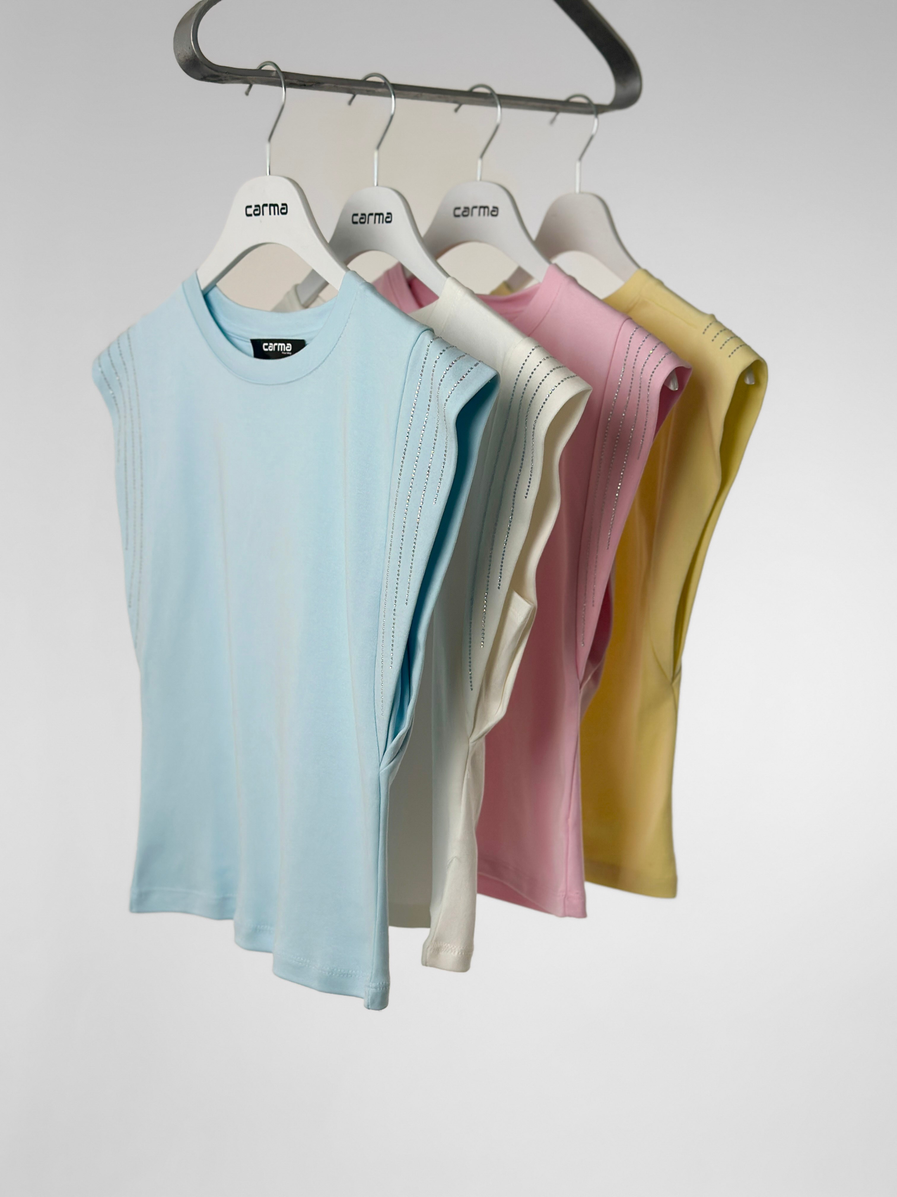 Omuz Taş detaylı T-Shirt