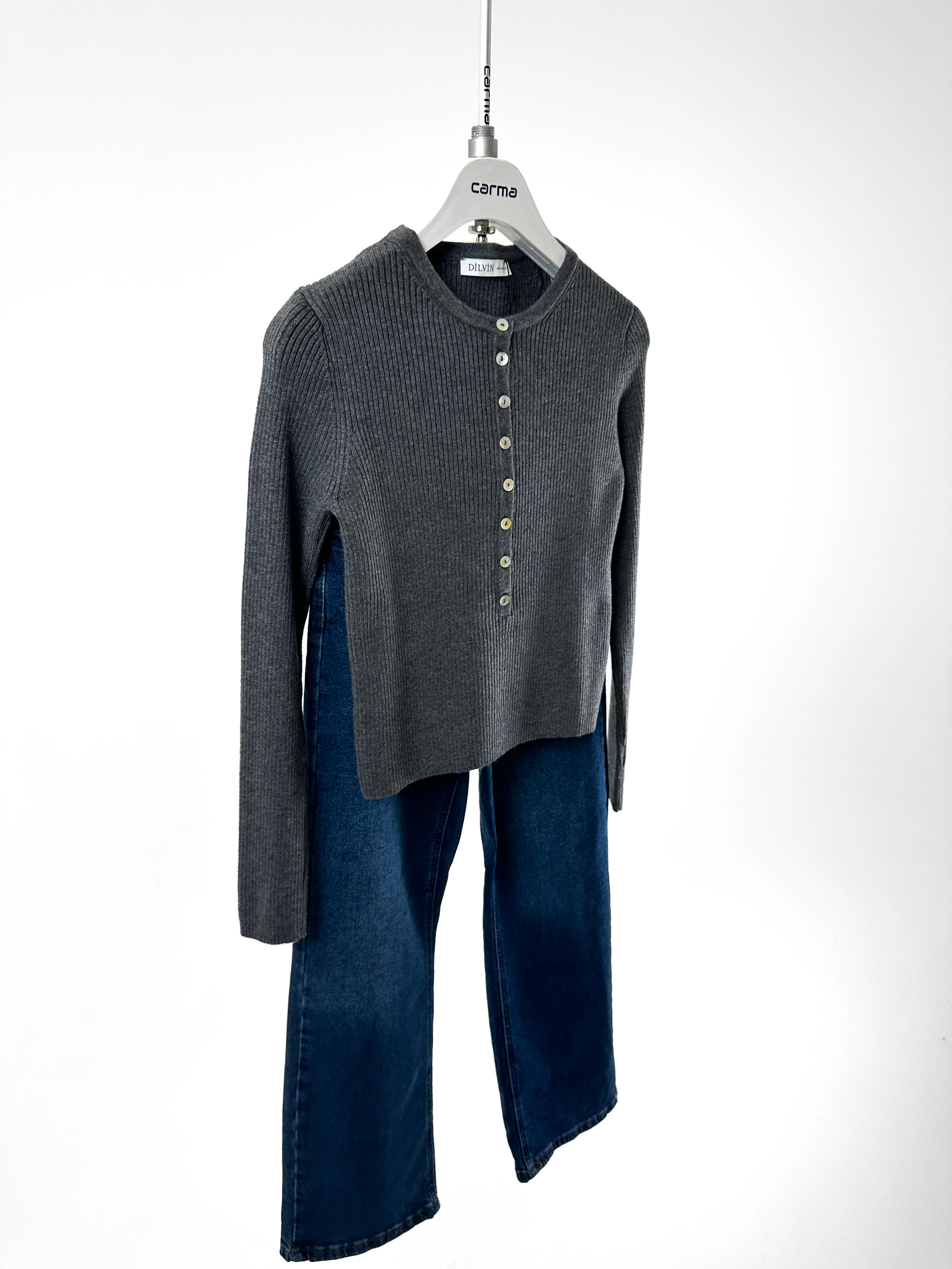 Düğmeli Fit Ribana Kazak