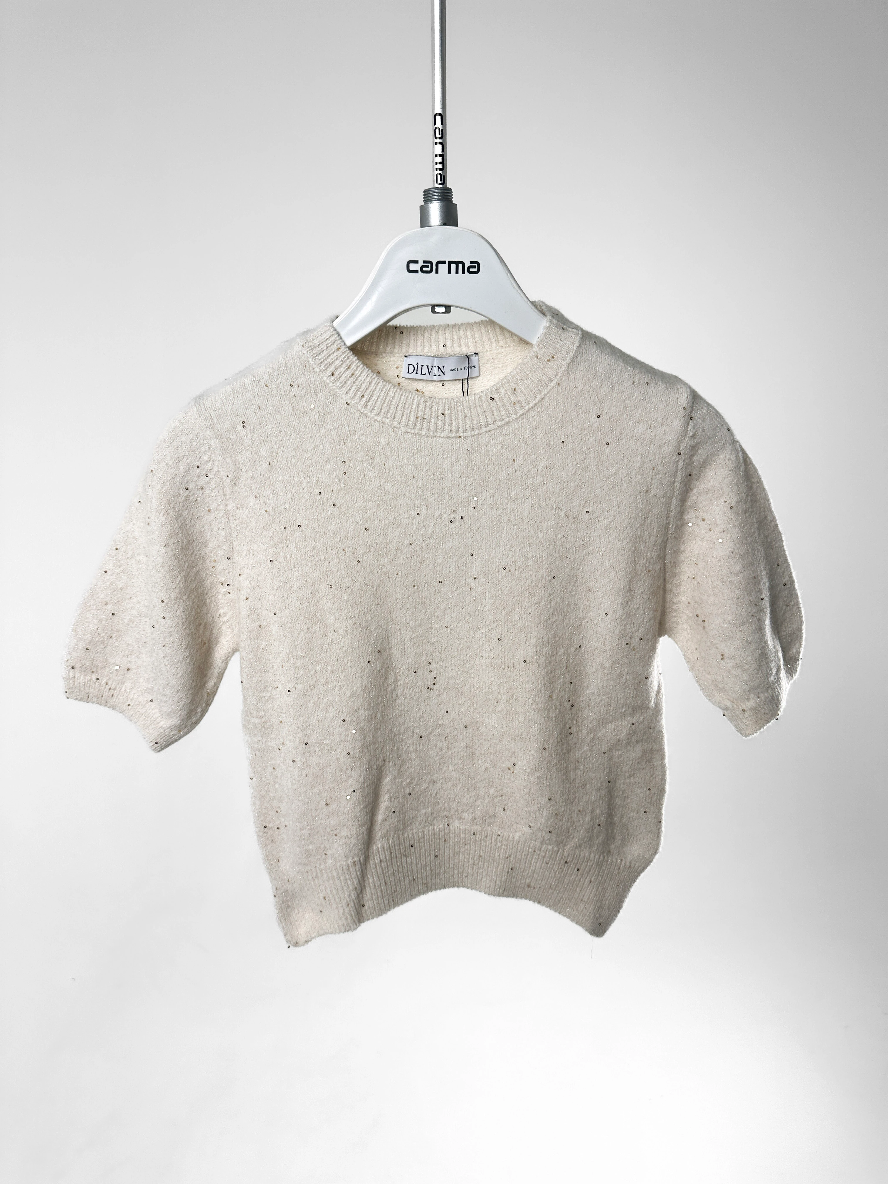 Pul Dokulu Simli Kısa Kol Kazak