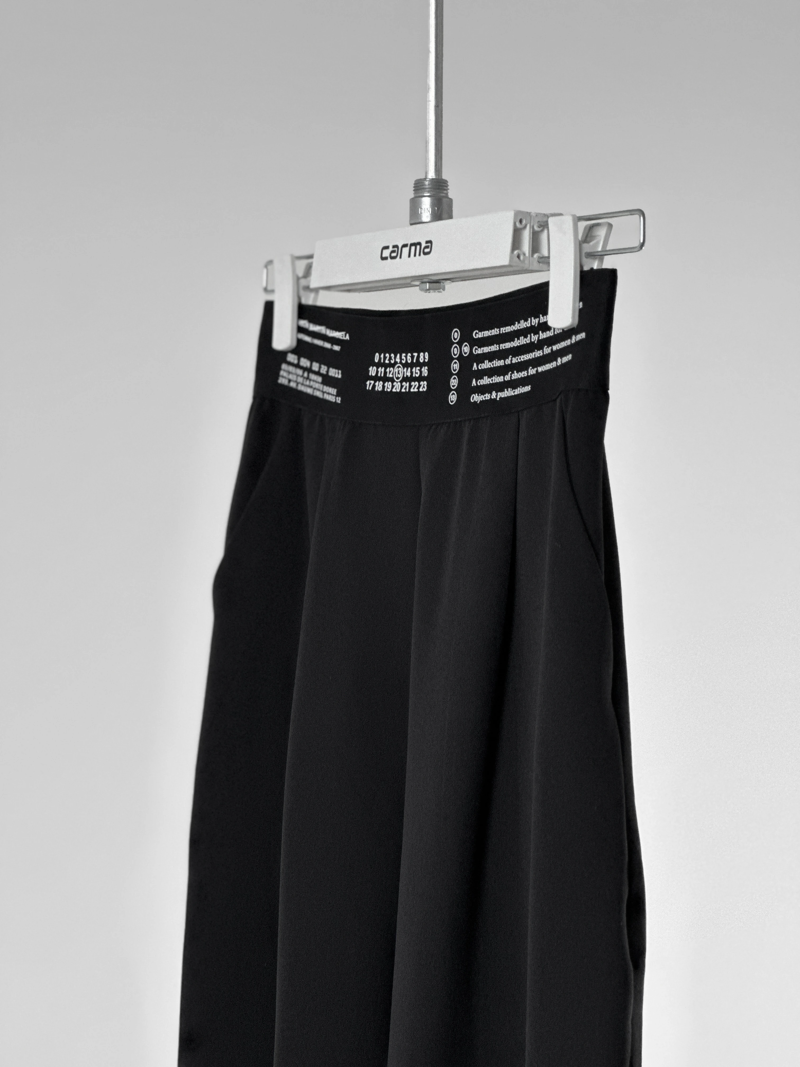 Yazılı Bel Detaylı Fit Pantolon