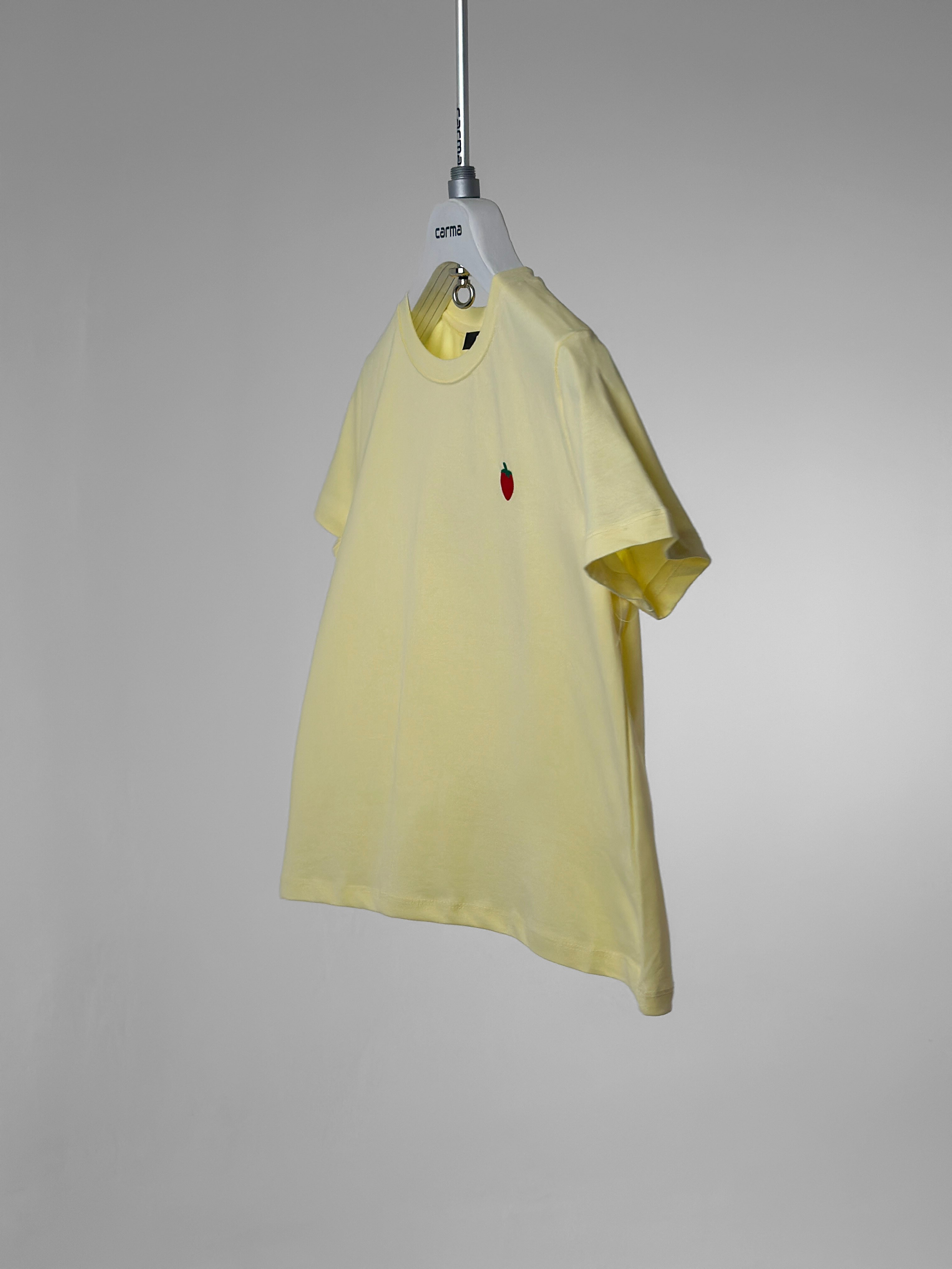 Çilek Nakışlı Basic T-Shirt