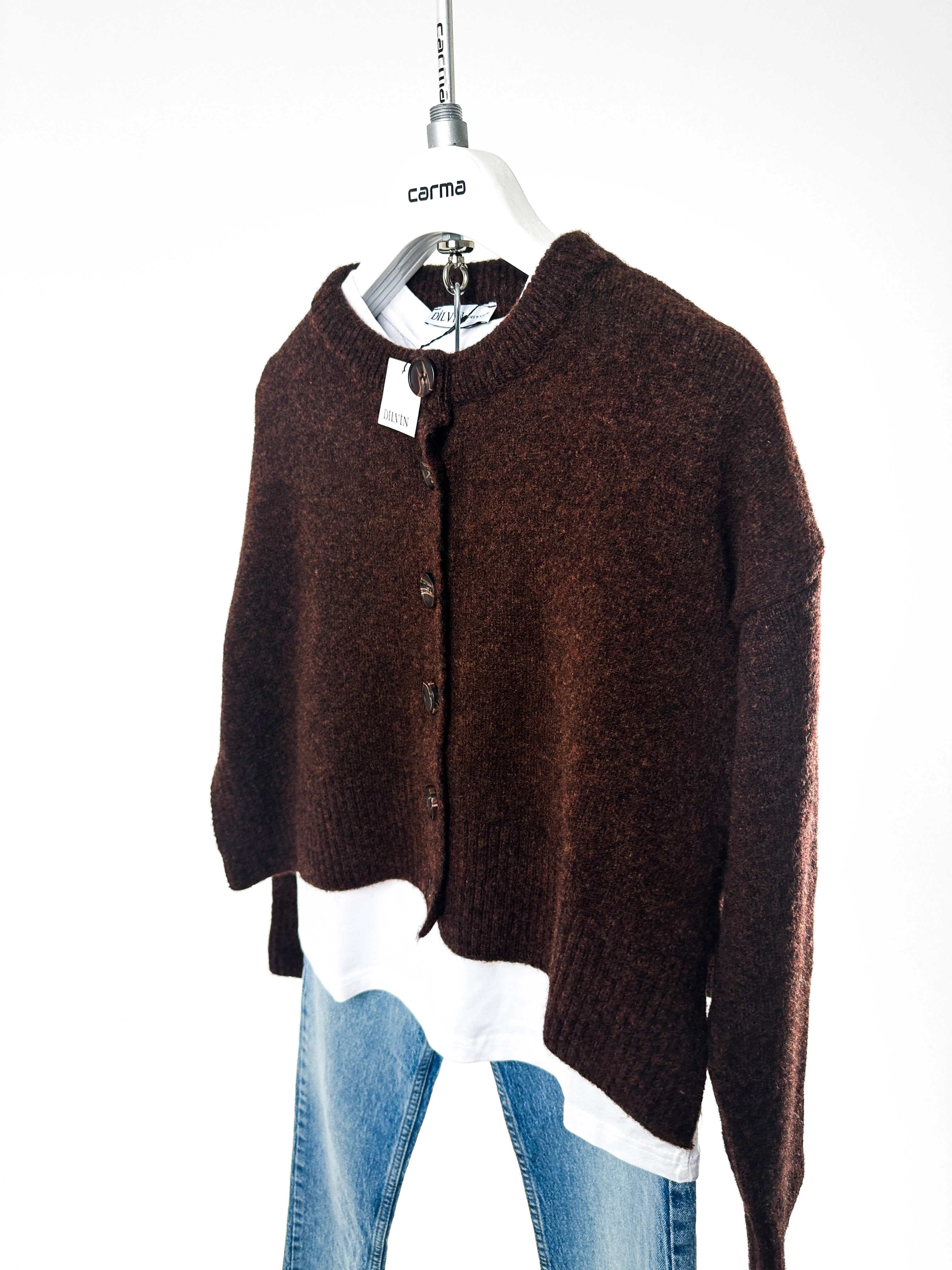 Kahverengi Düğmeli Oversize Triko