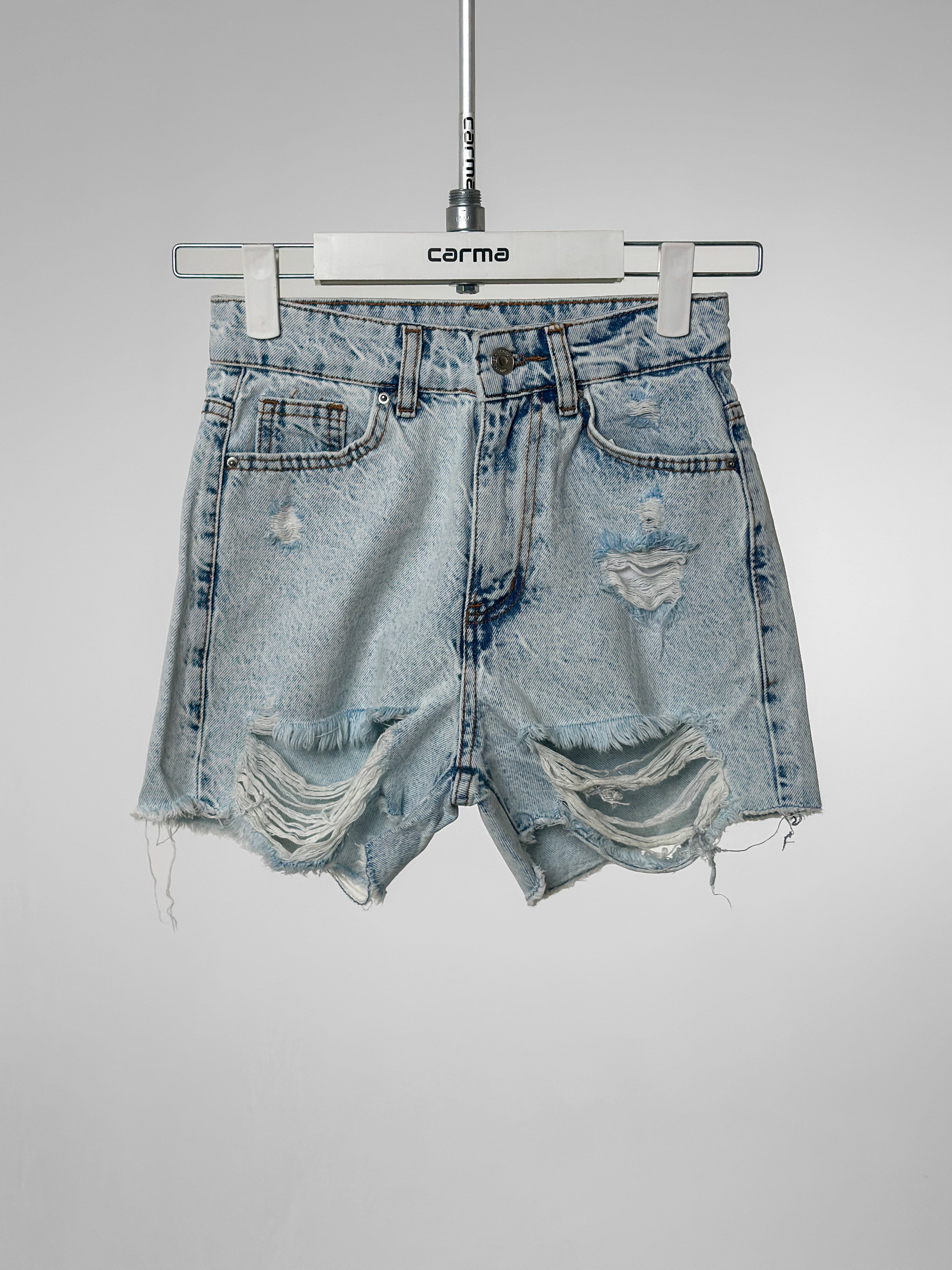 Yırtık Detaylı Denim Şort - yıkamalı açık mavi