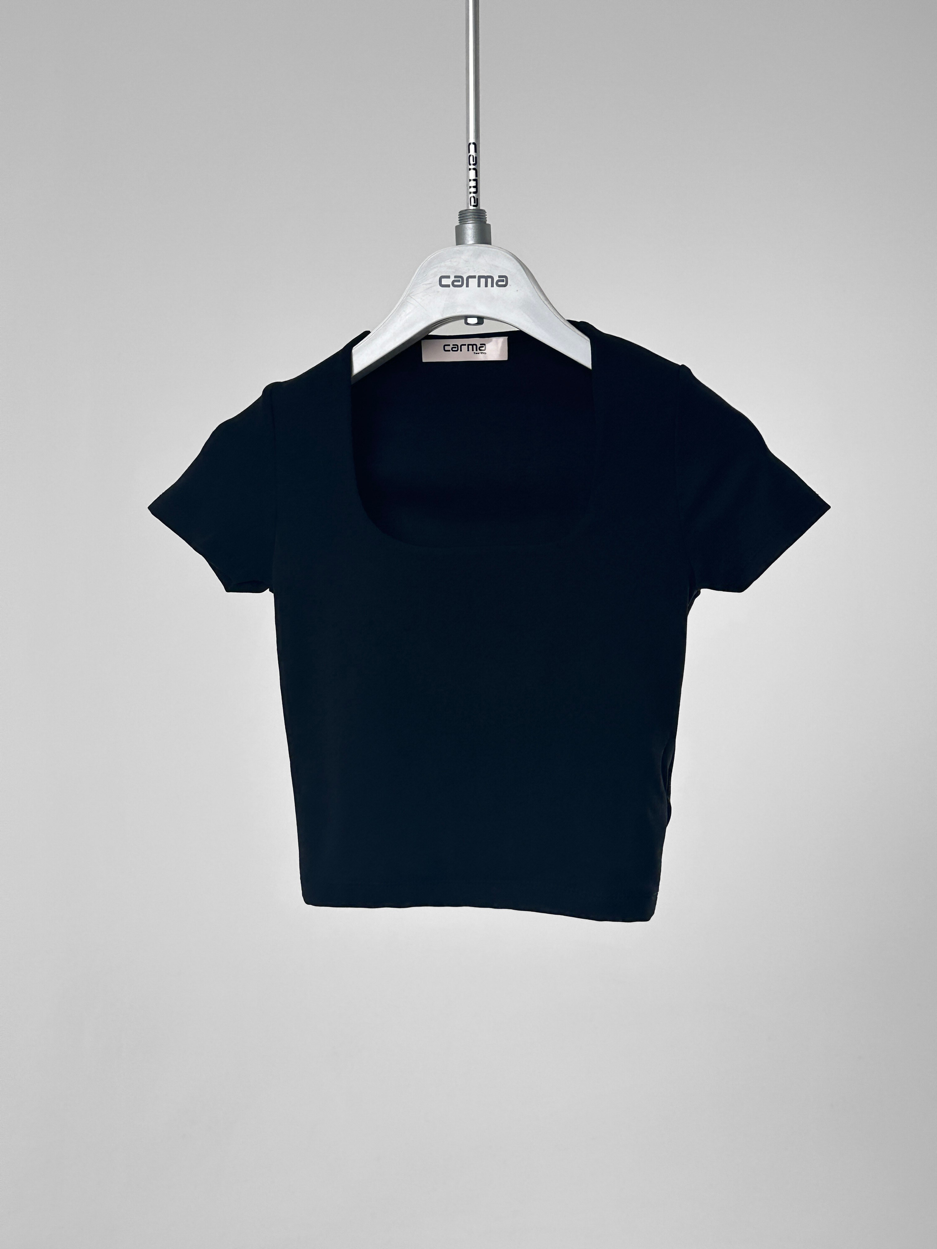 Kare Yaka Fit Crop - siyah