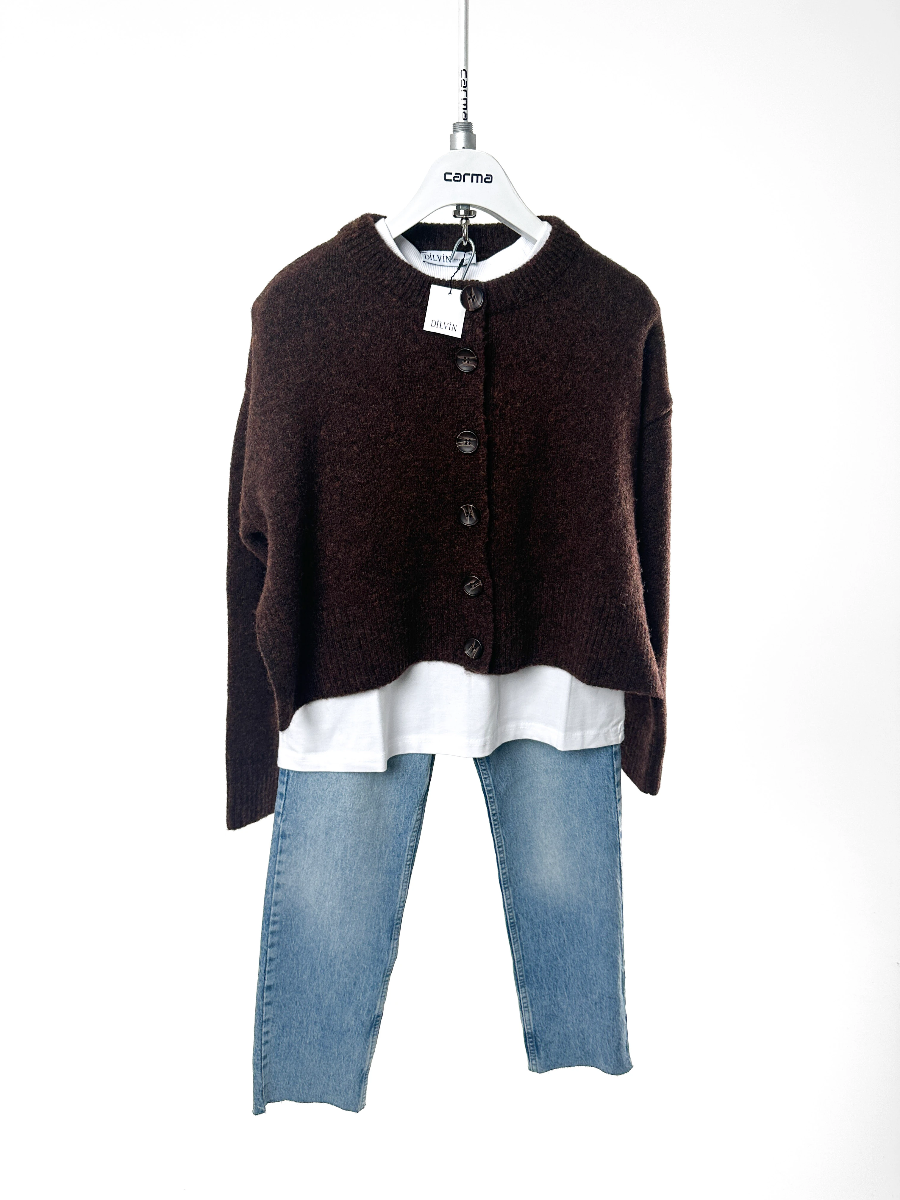 Kahverengi Düğmeli Oversize Triko