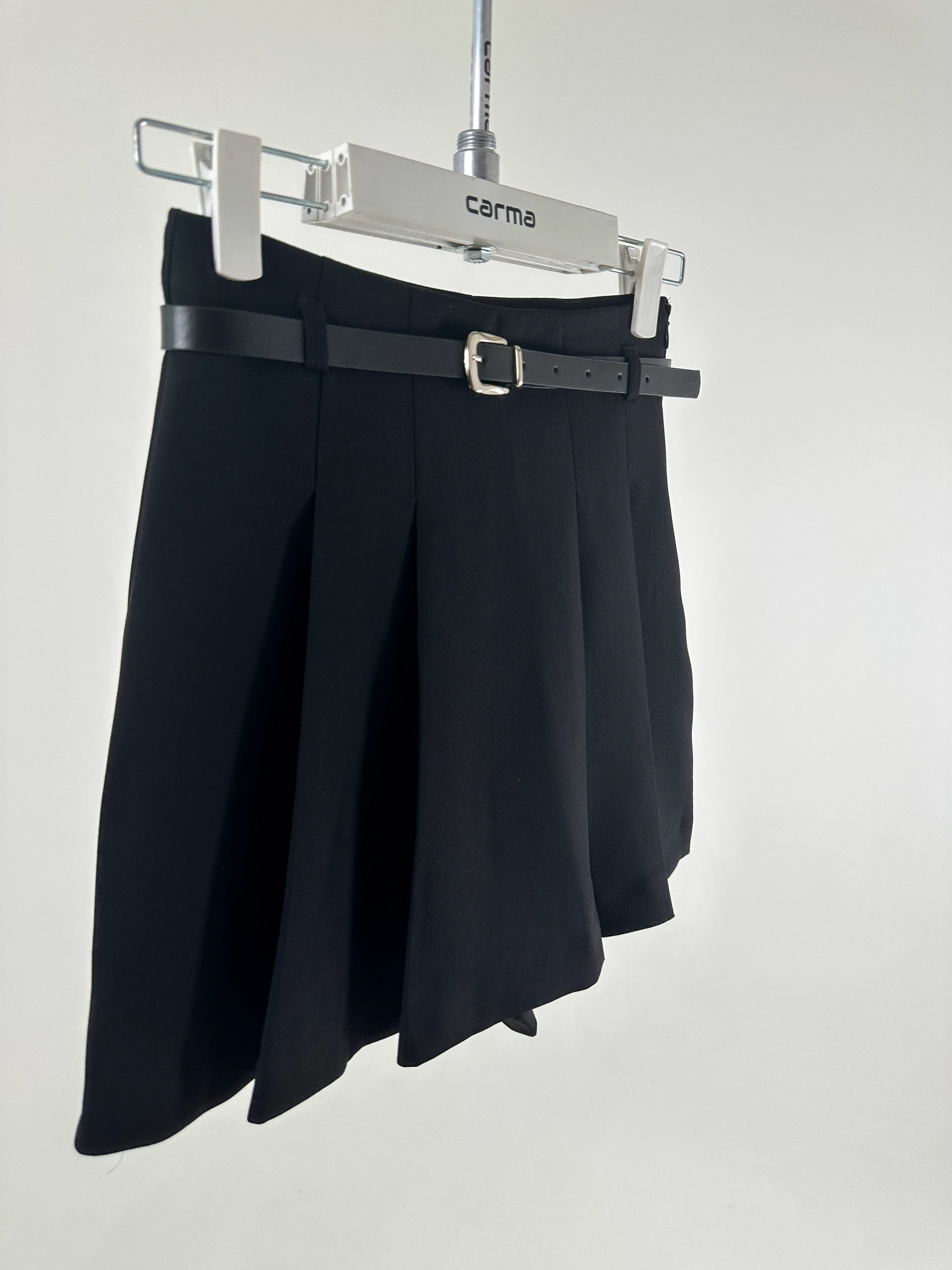 Kemerli Pileli Şort Etek