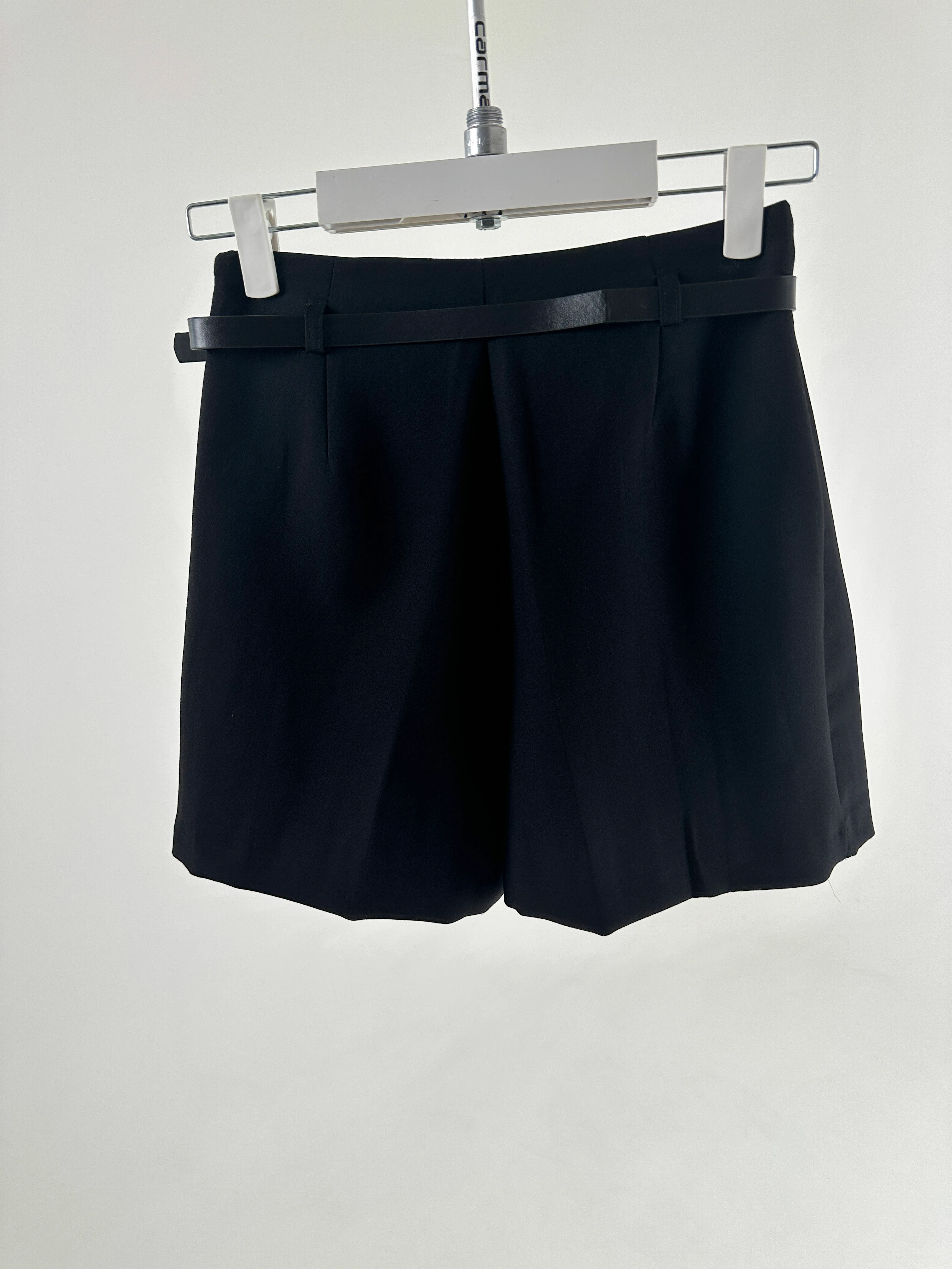 Kemerli Pileli Şort Etek