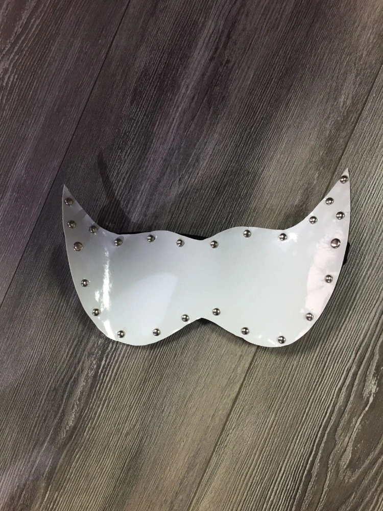 Deri Kapalı Beyaz Göz Maskesi