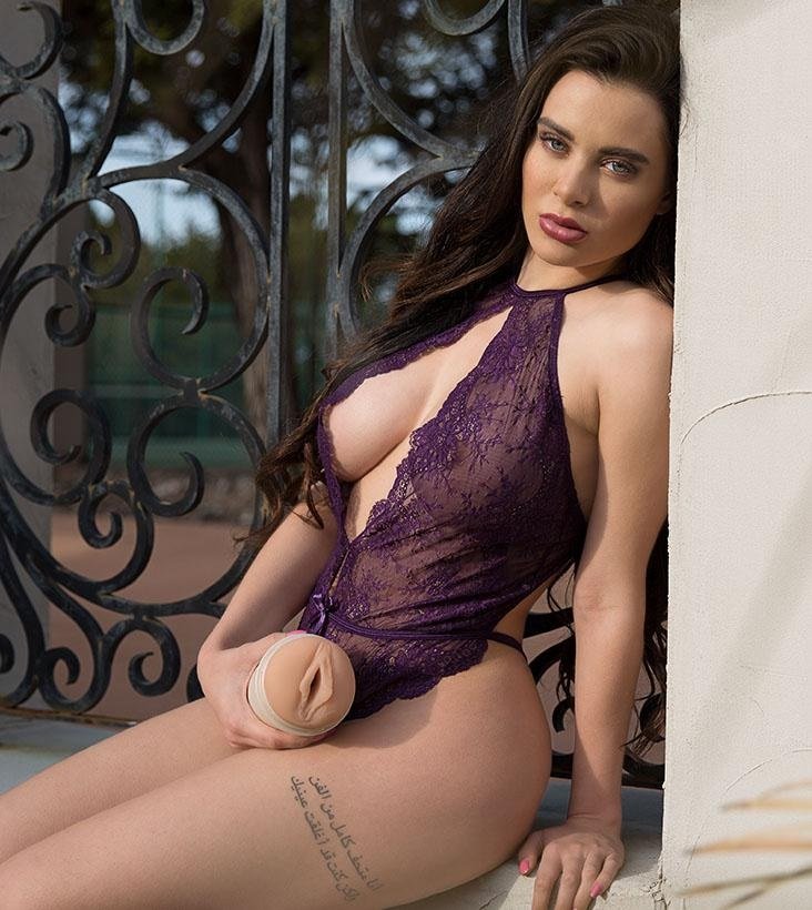 Fleslıght Unıversal Launch Lana Rhoades Paketi