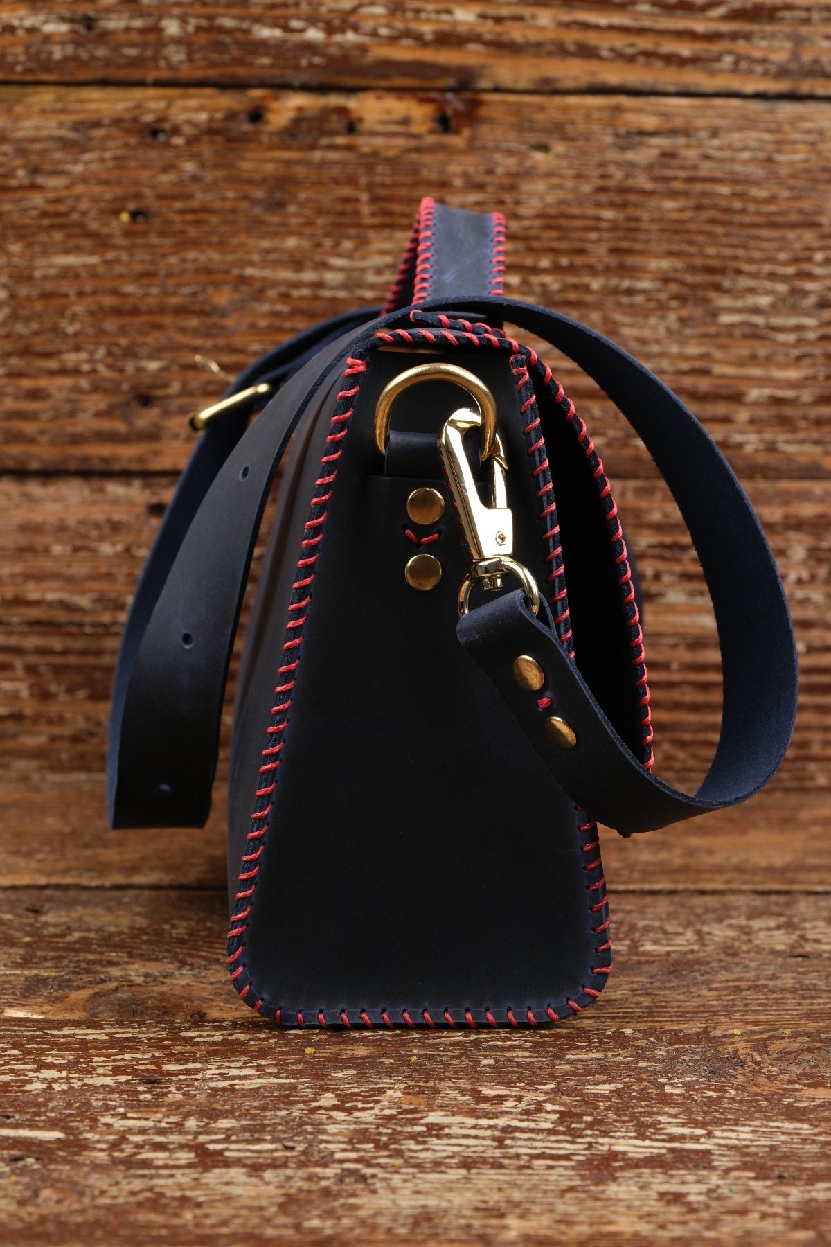 El Yapımı %100 Hakiki Dana Derisi El ve Omuz Çantası Mor 29cmx16cmx8cm SM-D-0063