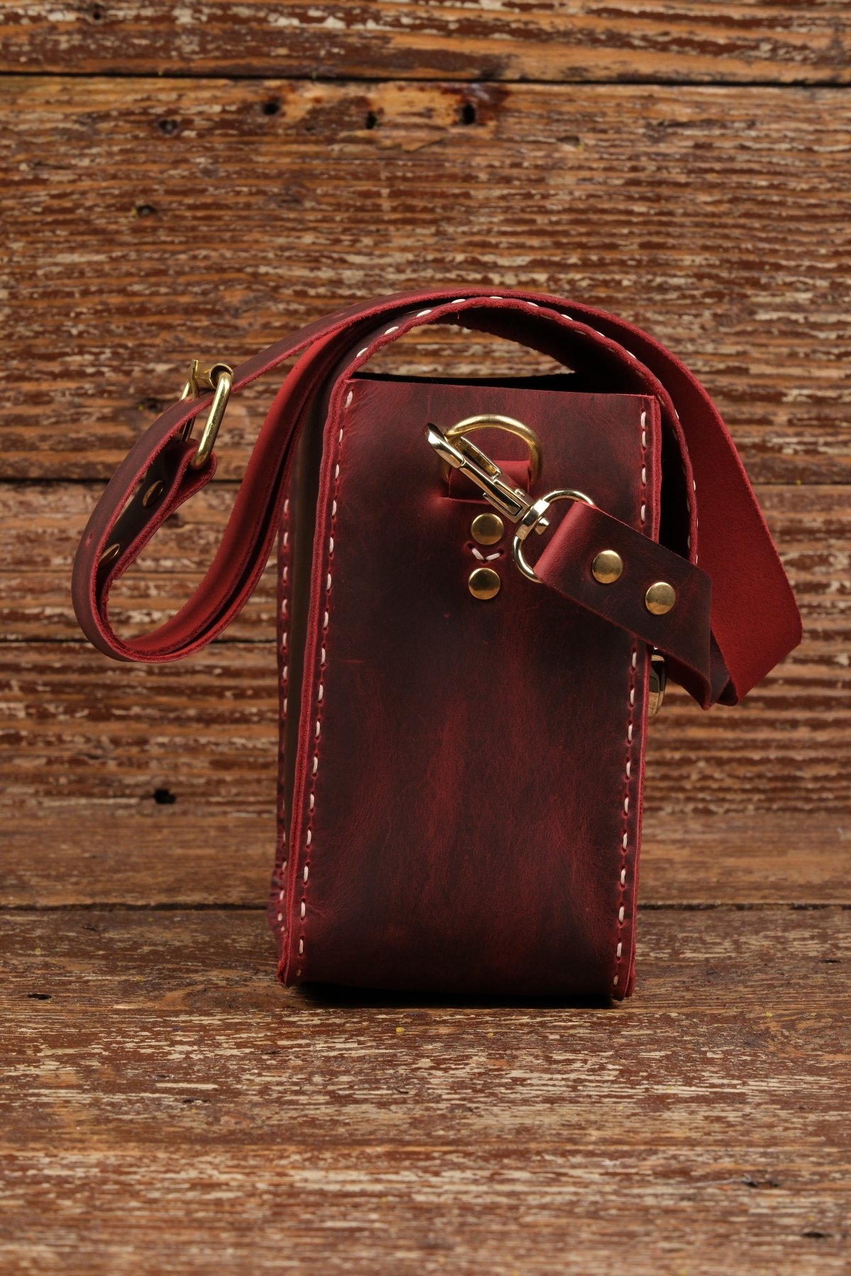 El Yapımı %100 Hakiki Dana Derisi Mini Omuz Çantası 12cmx11cmx18cm SM-D-0066 - kızıl