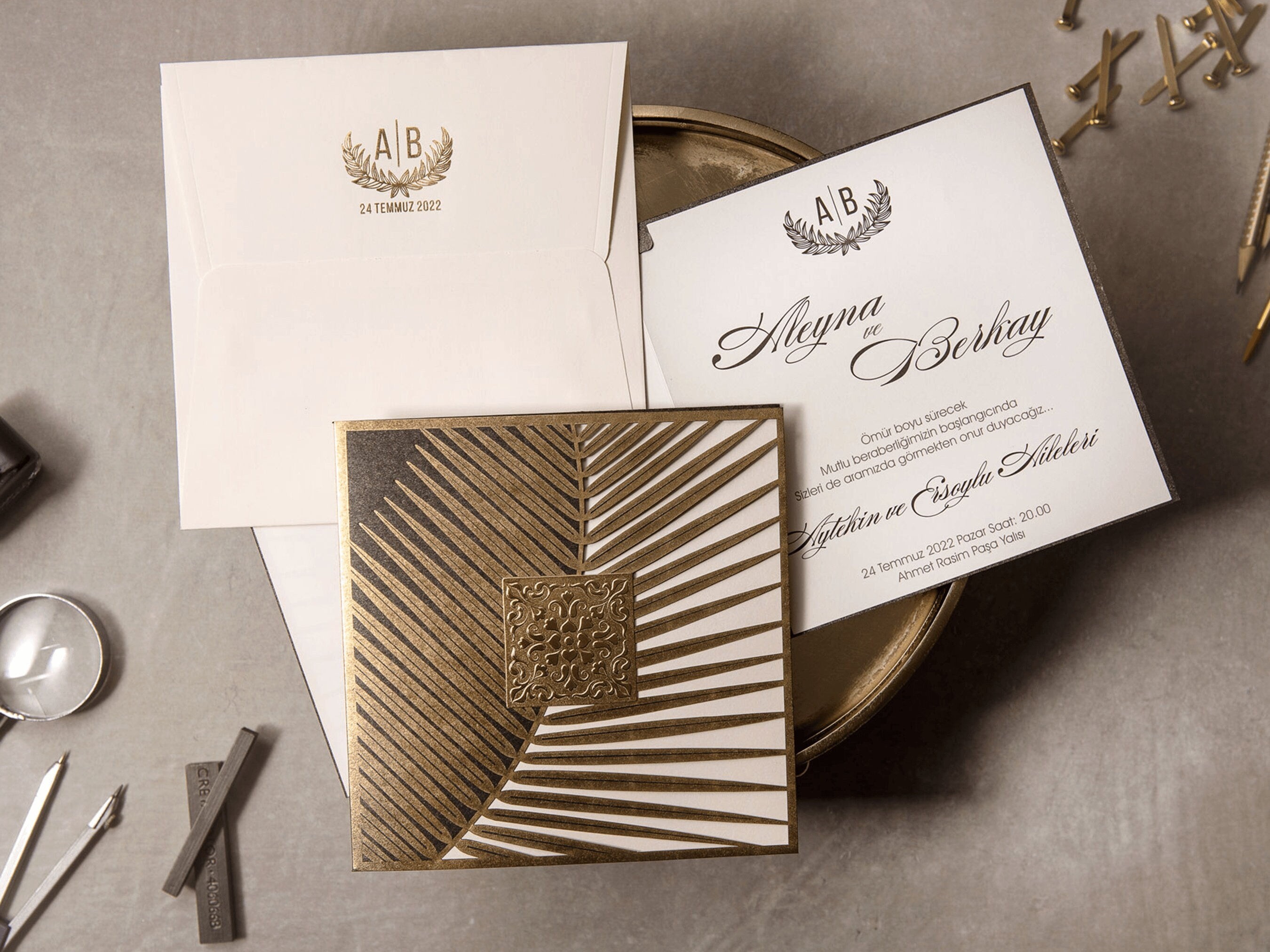 Laser Cut Wedding Invitation, Elegant Art Deco Tropical Invite , Modern  Simple Wedding Invite