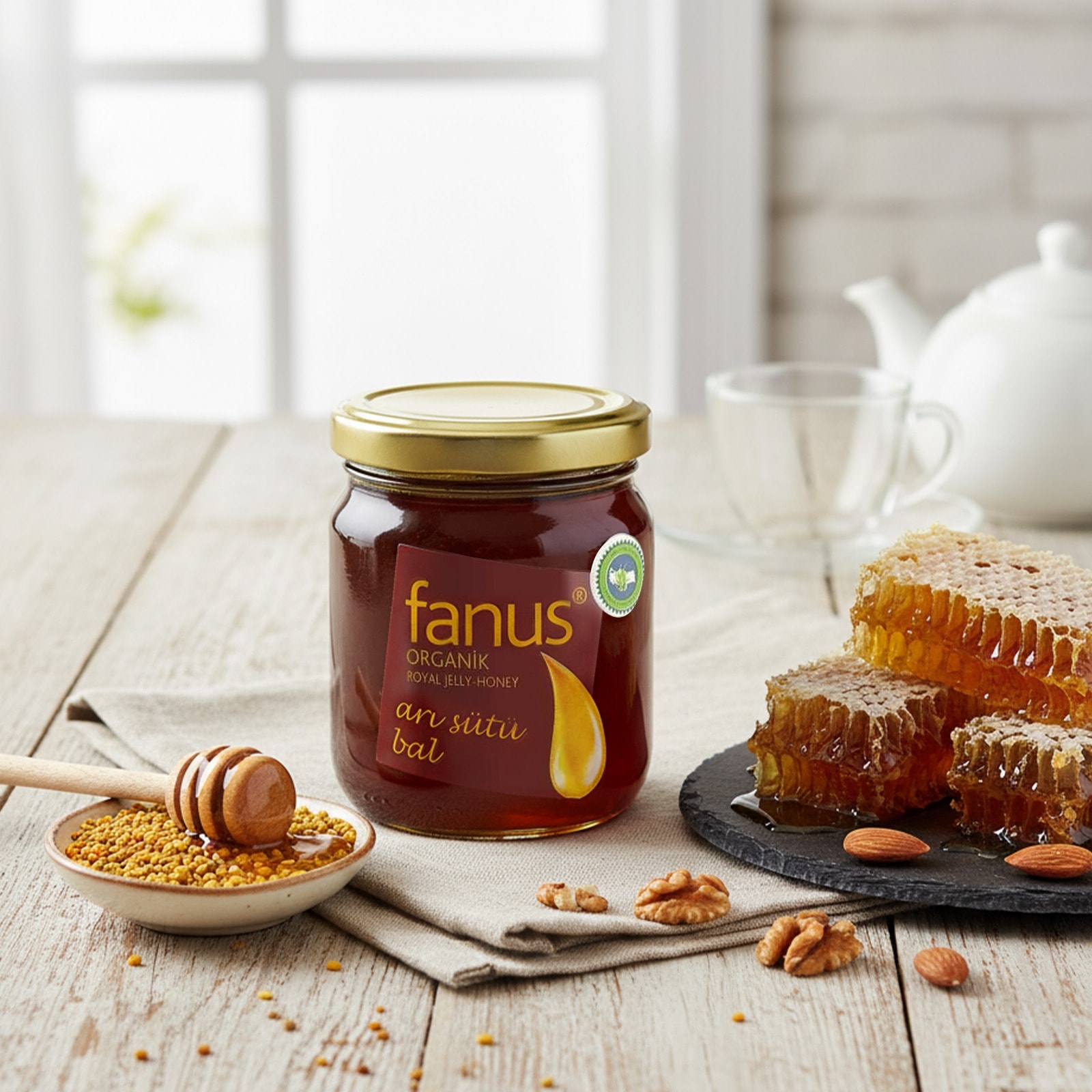 Fanus Organik Arısütü Bal Karışımı 250g