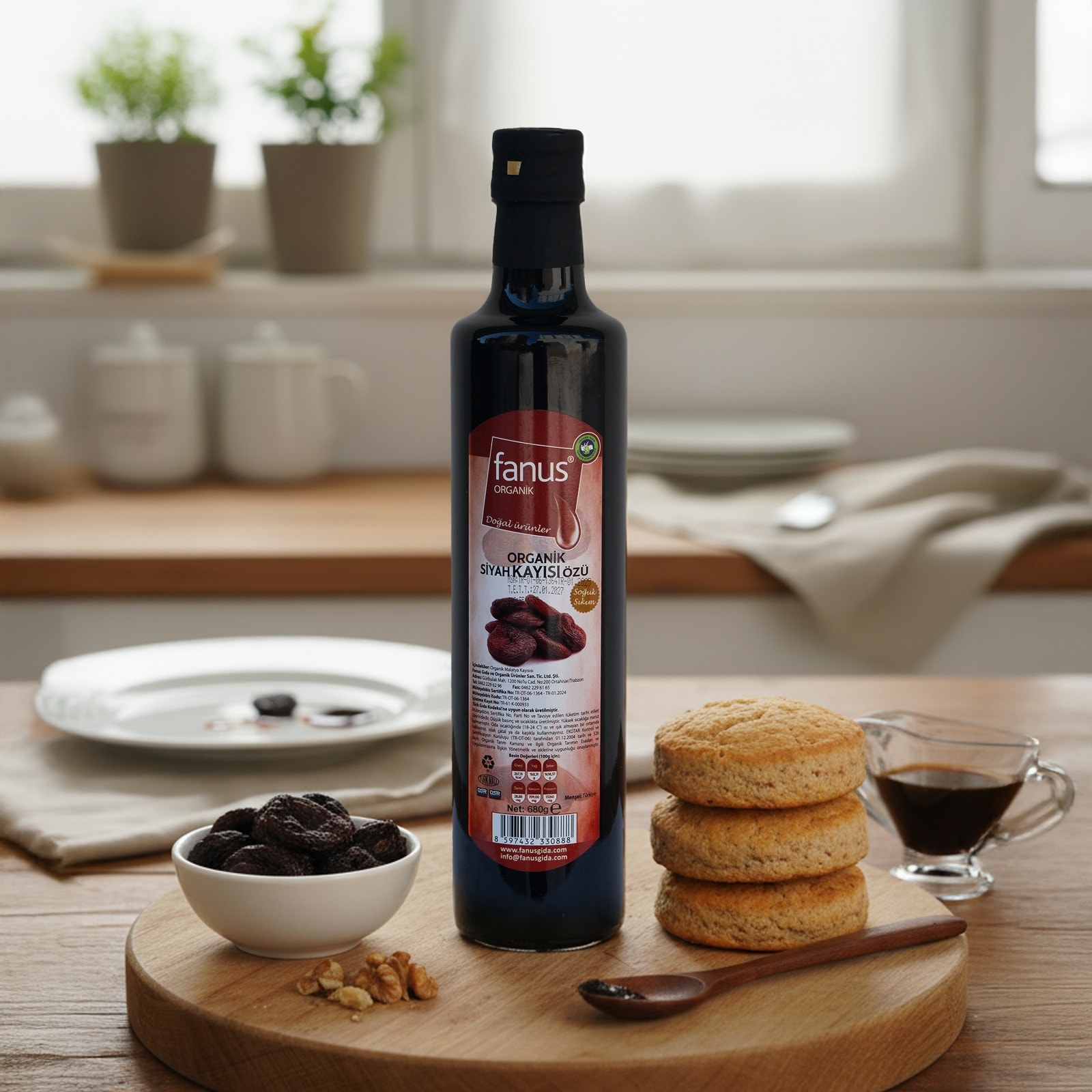 Fanus Organik Siyah Kayısı Özü 680g
