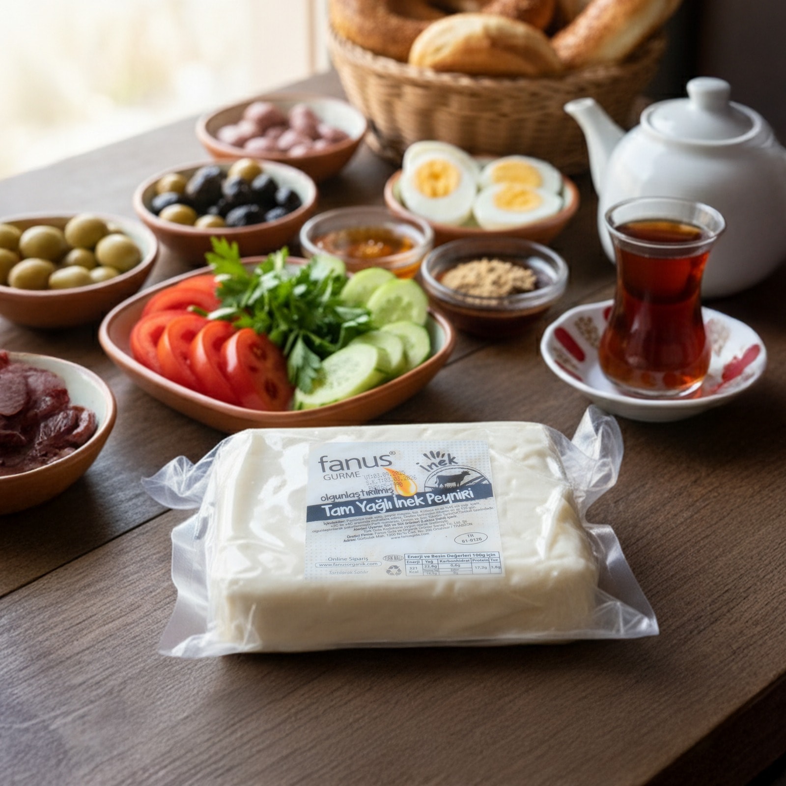 Olgunlaştırılmış Tam Yağlı  İnek Peyniri 650g