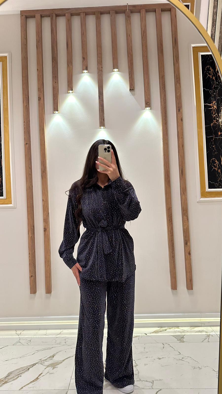 Parıltılı Taş Detaylı Takım