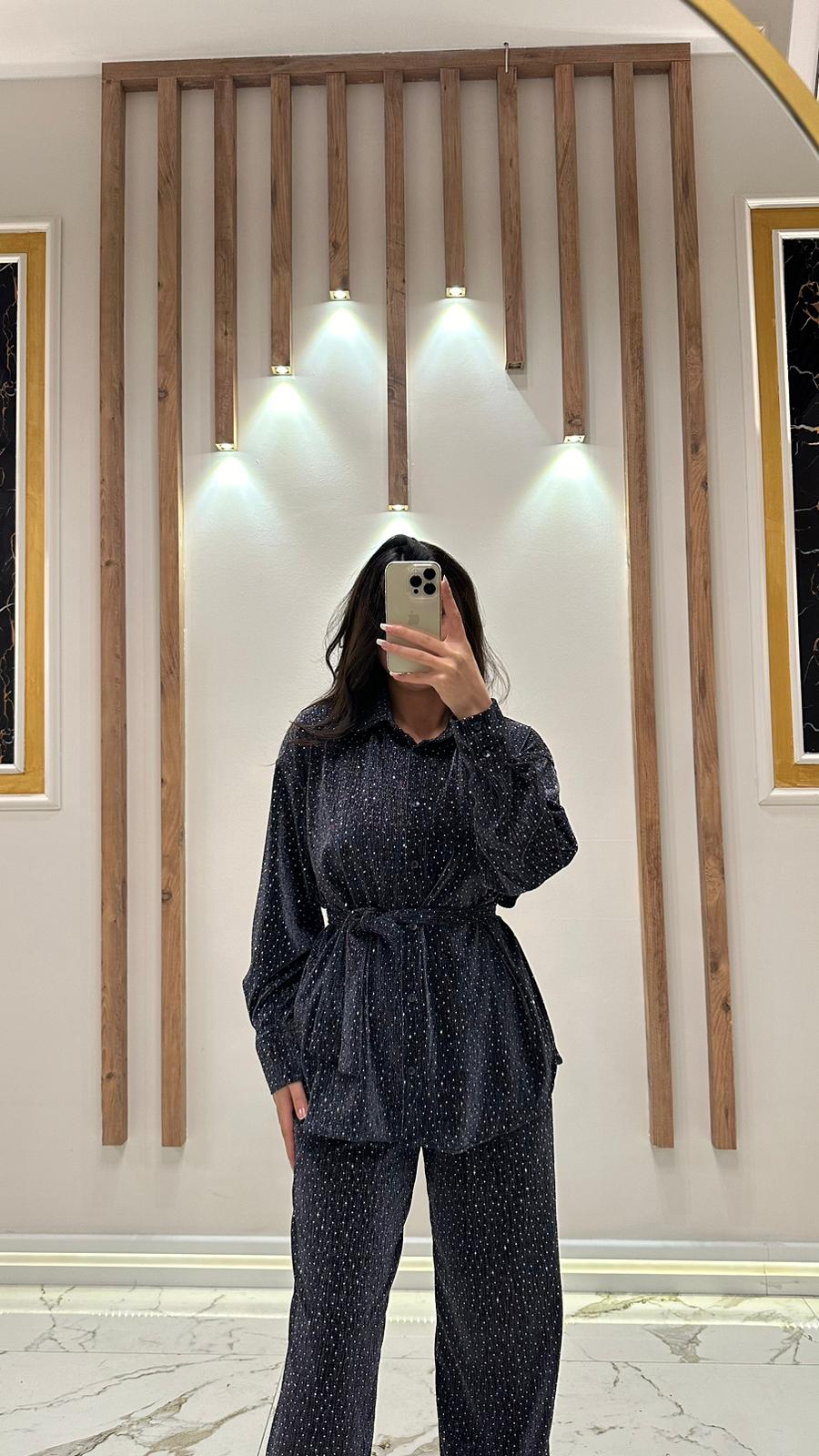 Parıltılı Taş Detaylı Takım