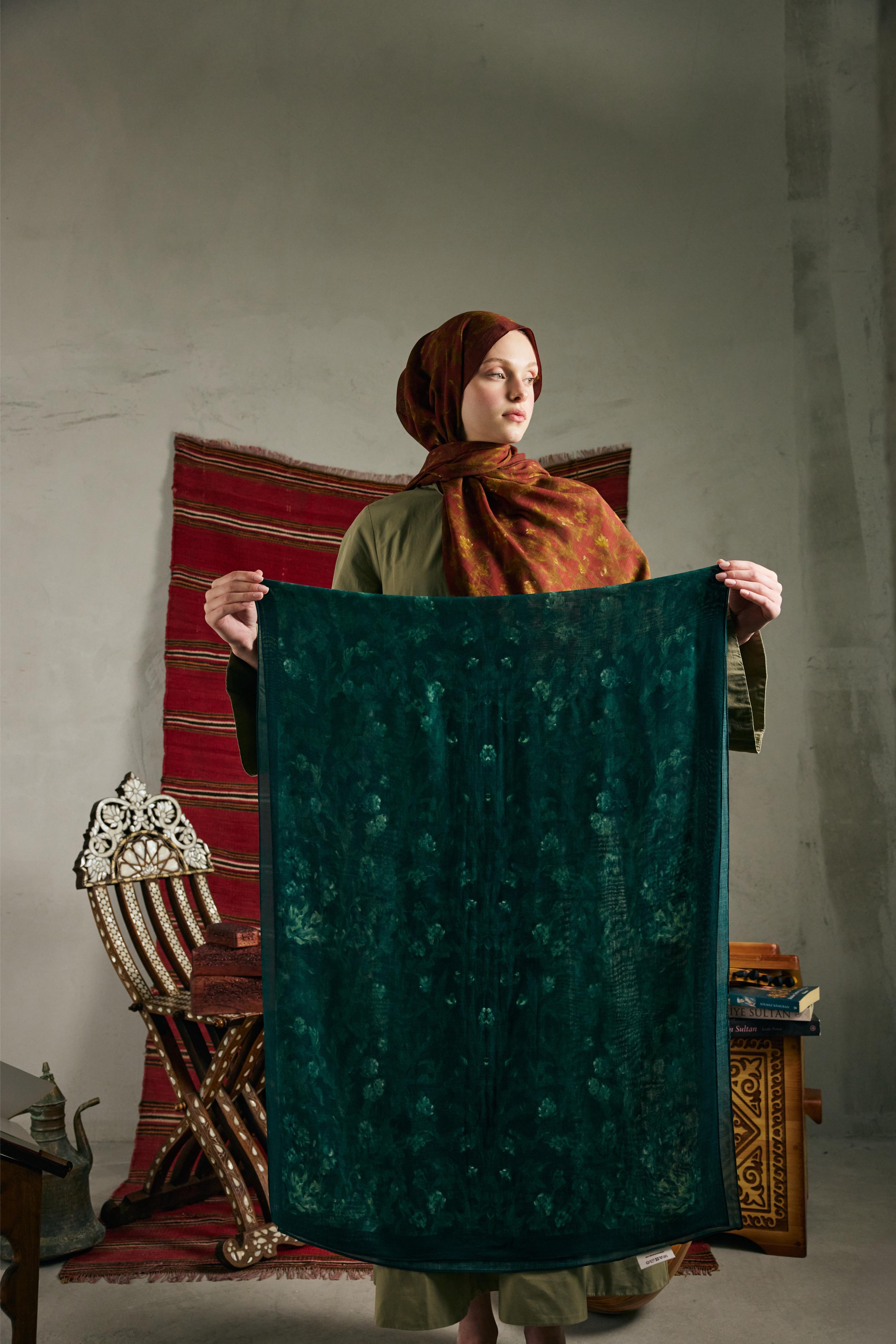 -KÖSEM SULTAN- ZÜMRÜT ŞAL image