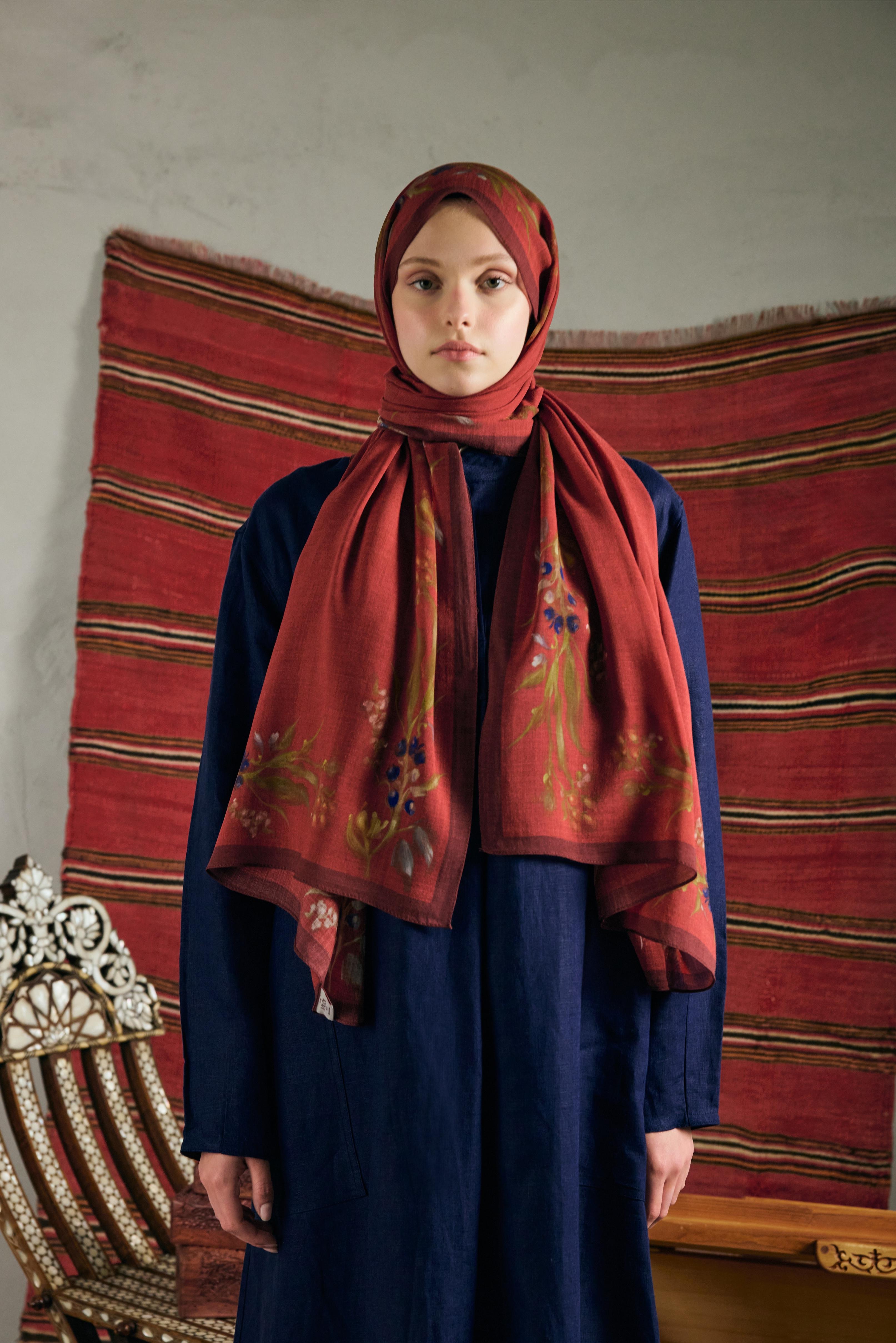 -HÜRREM SULTAN- KIRMIZI ŞAL image