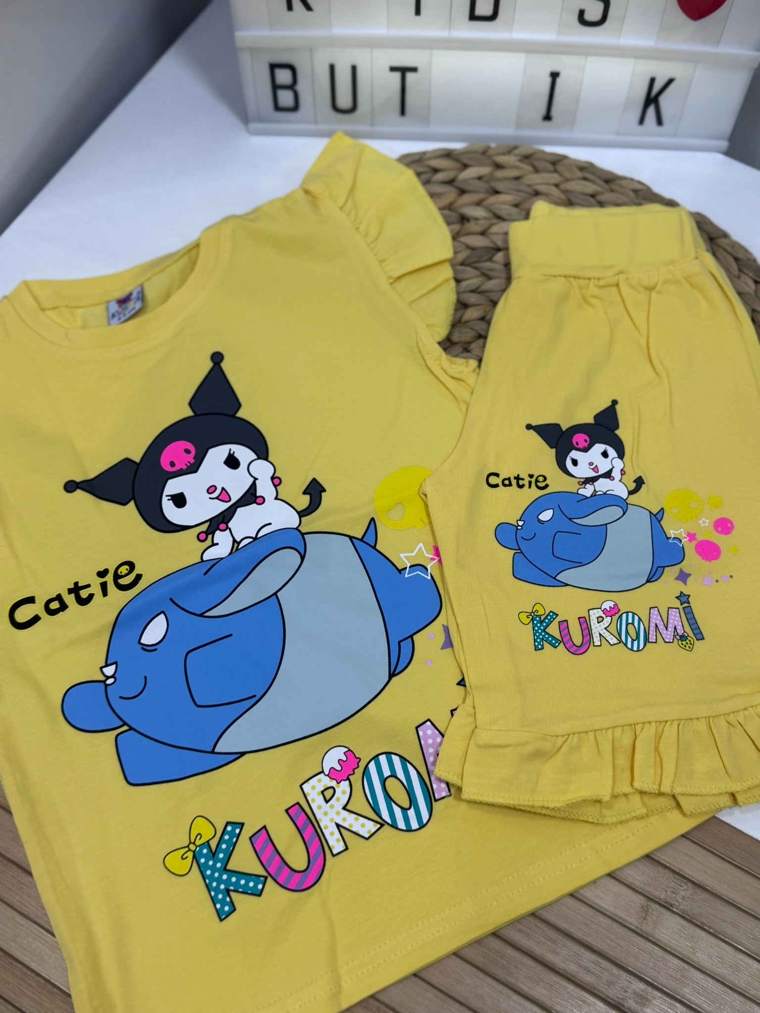 Kuromi Baskılı Kız Çocuk Şortlu Takım Sarı