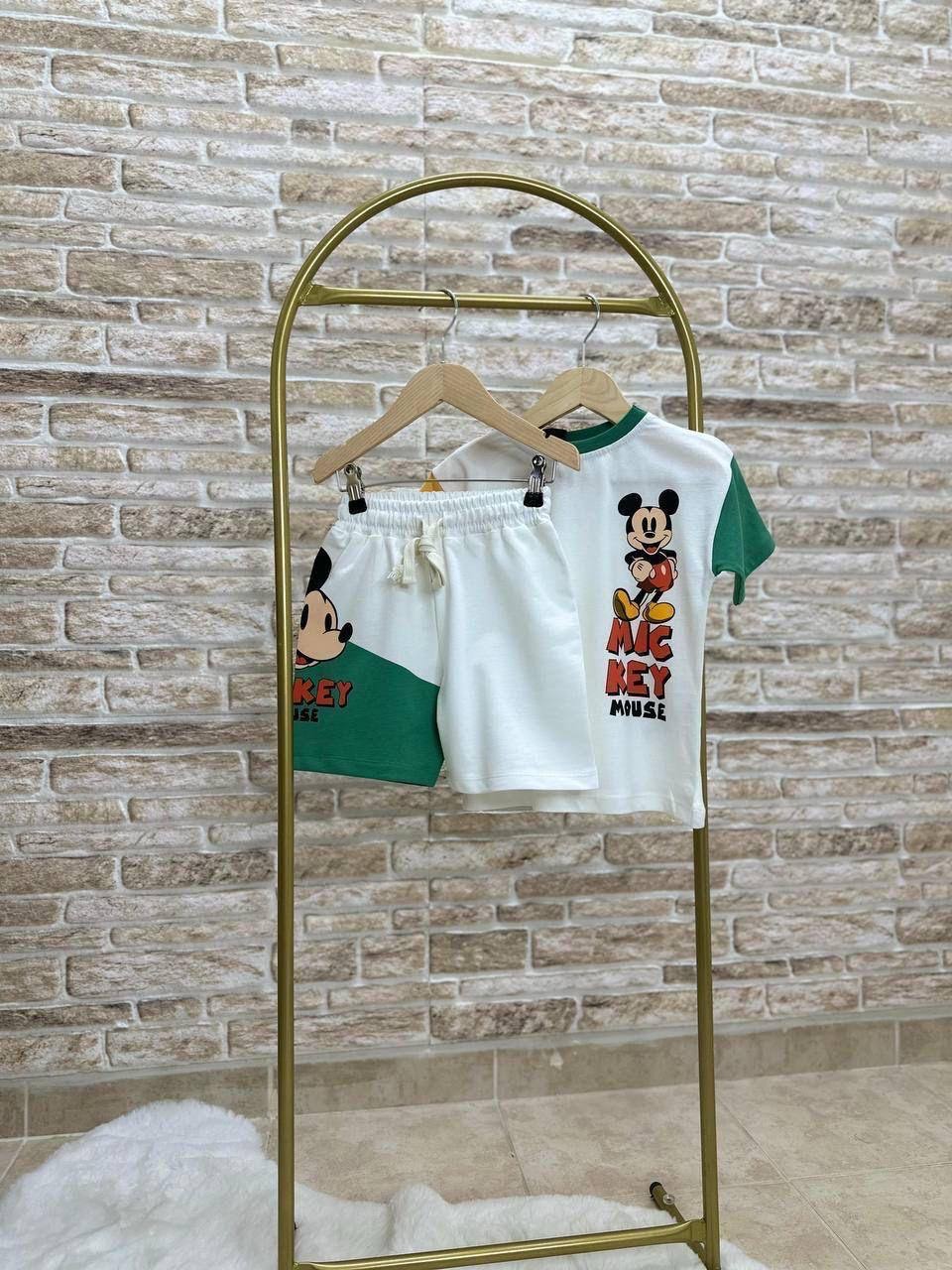 Mickey Mouse Beyaz Şortlu Takım
