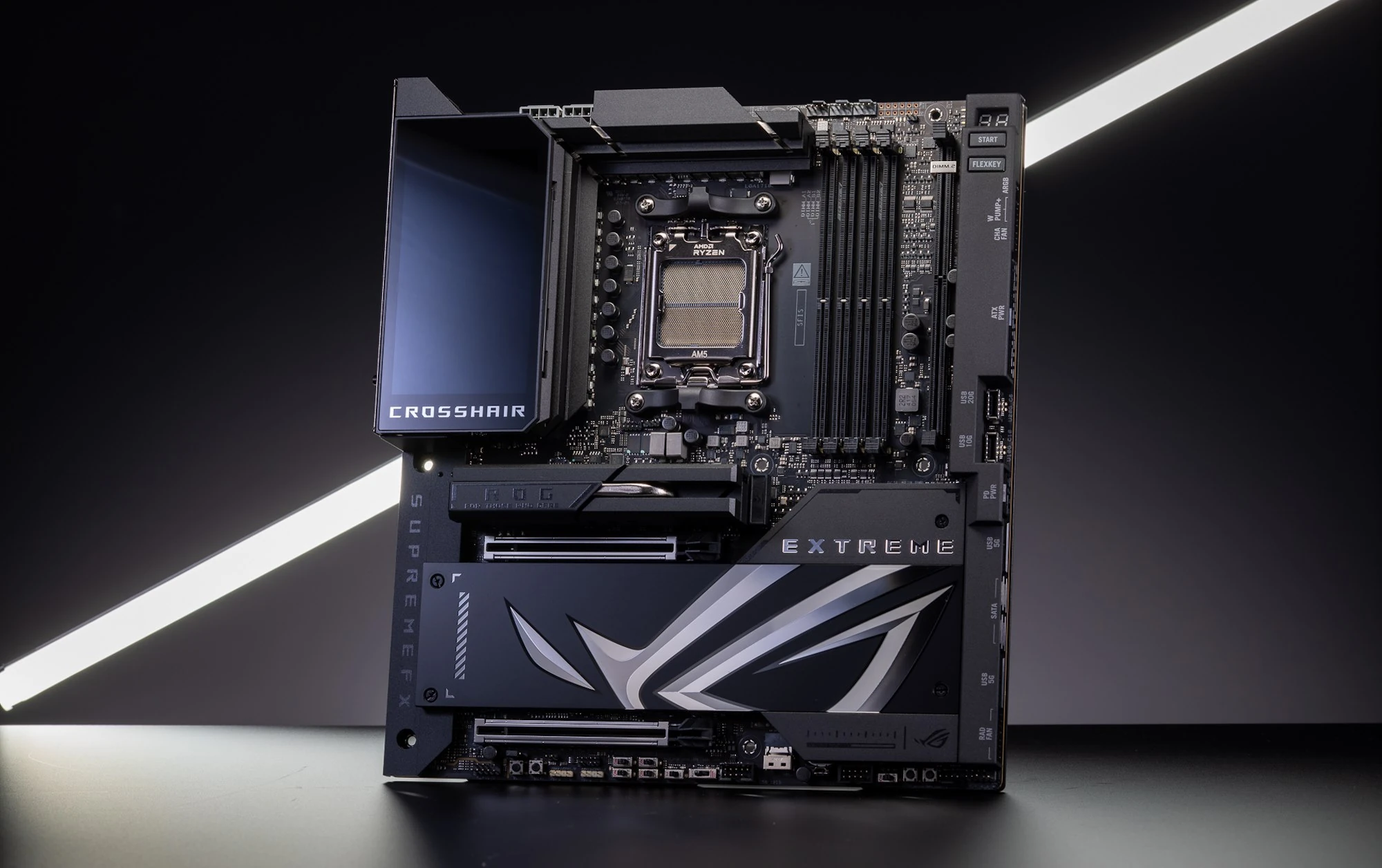 ASUS ROG CROSSHAIR X870E EXTREME 9000MHz (OC) DDR5 Soket AM5 M.2 HDMI Type-C E-ATX Anakart