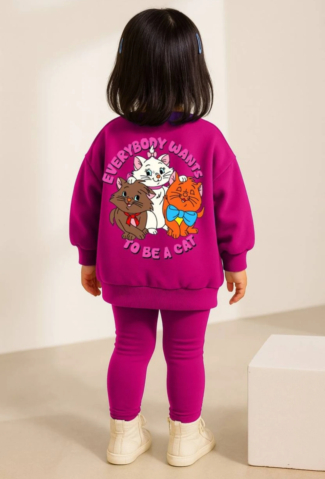 Pembe,Taytlı Baskılı Takım 