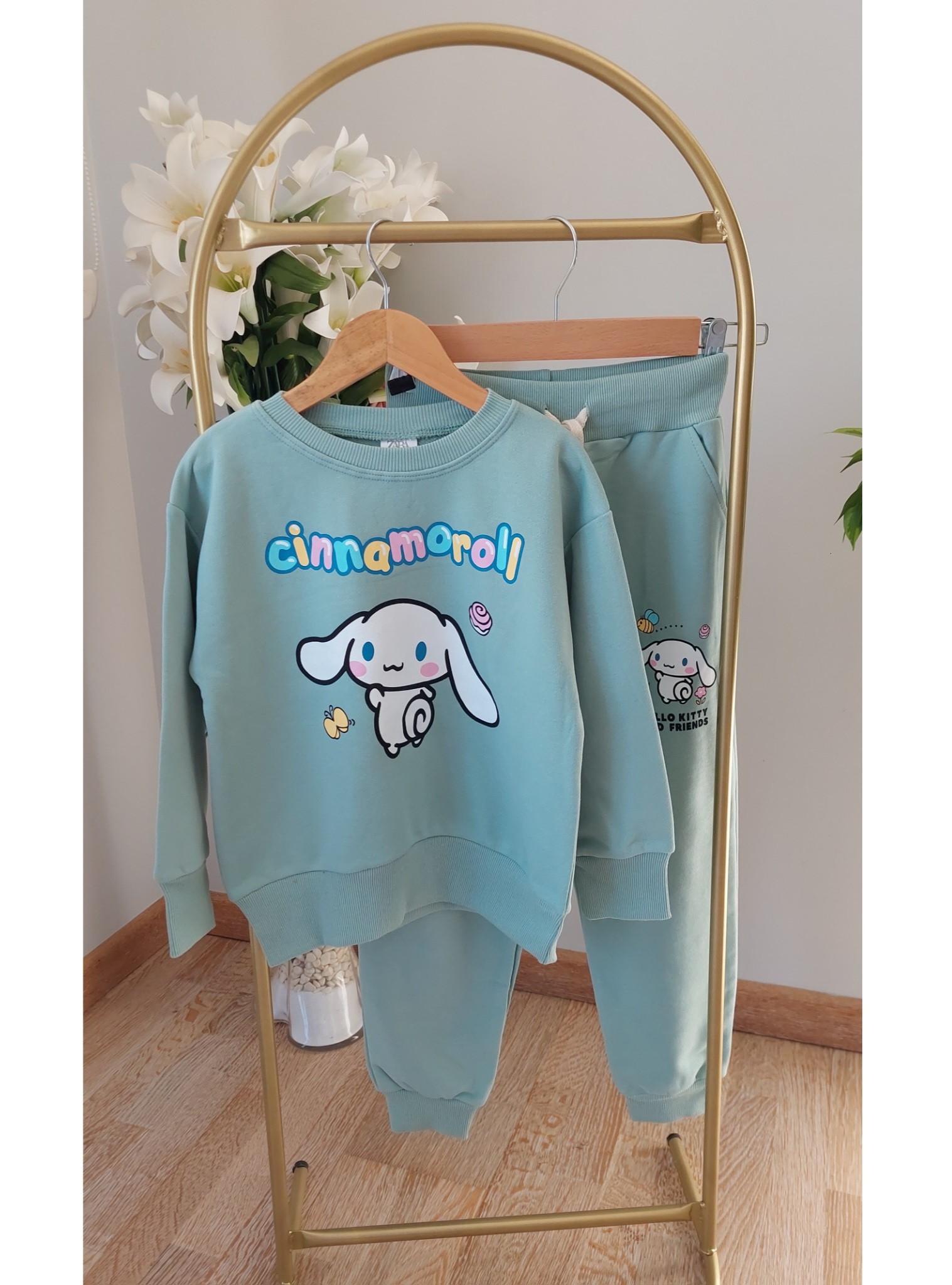 Yeşil Renkli,Cinnamoroll Baskılı Eşofman Takımı