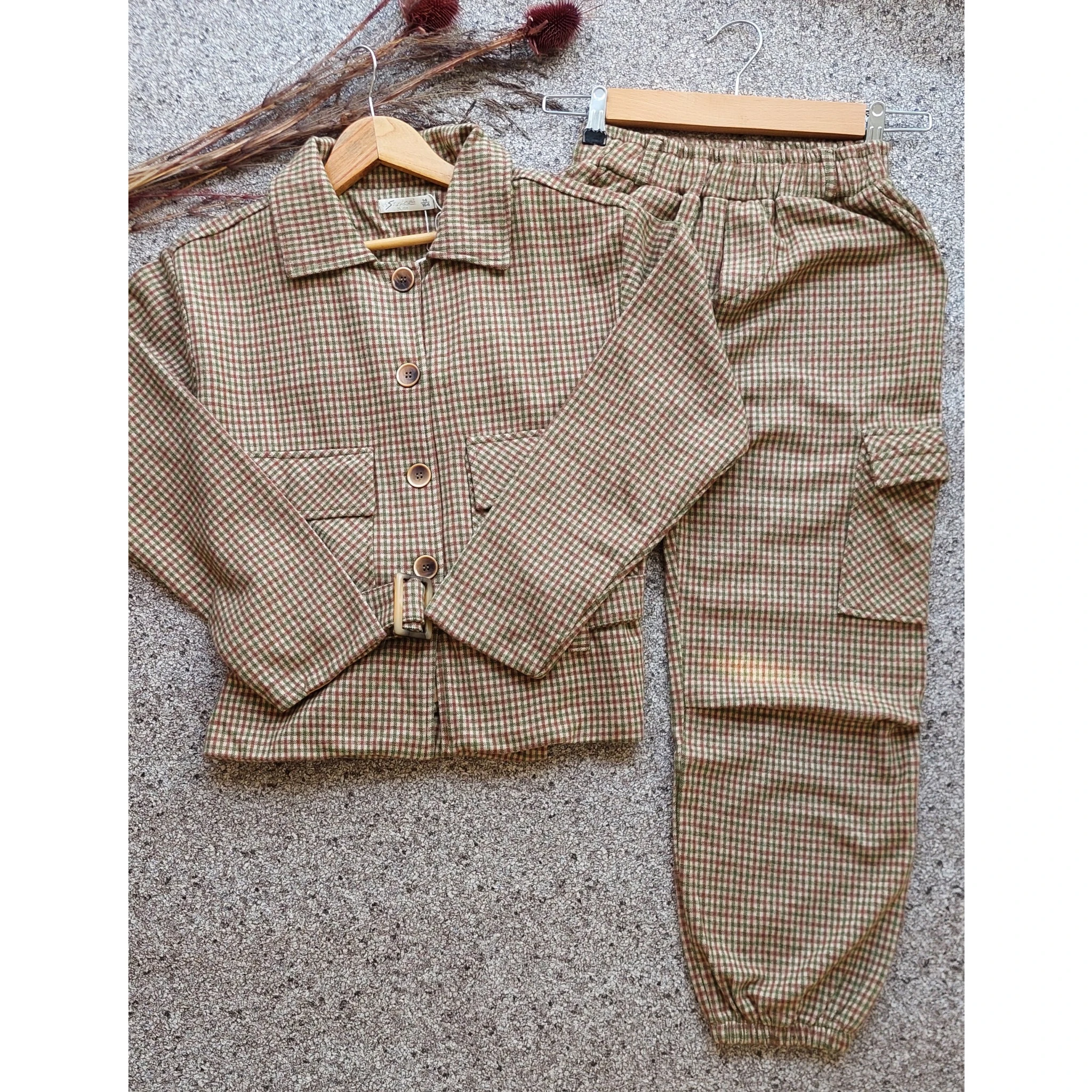 Kahve Tonları, Ceketli Takım 