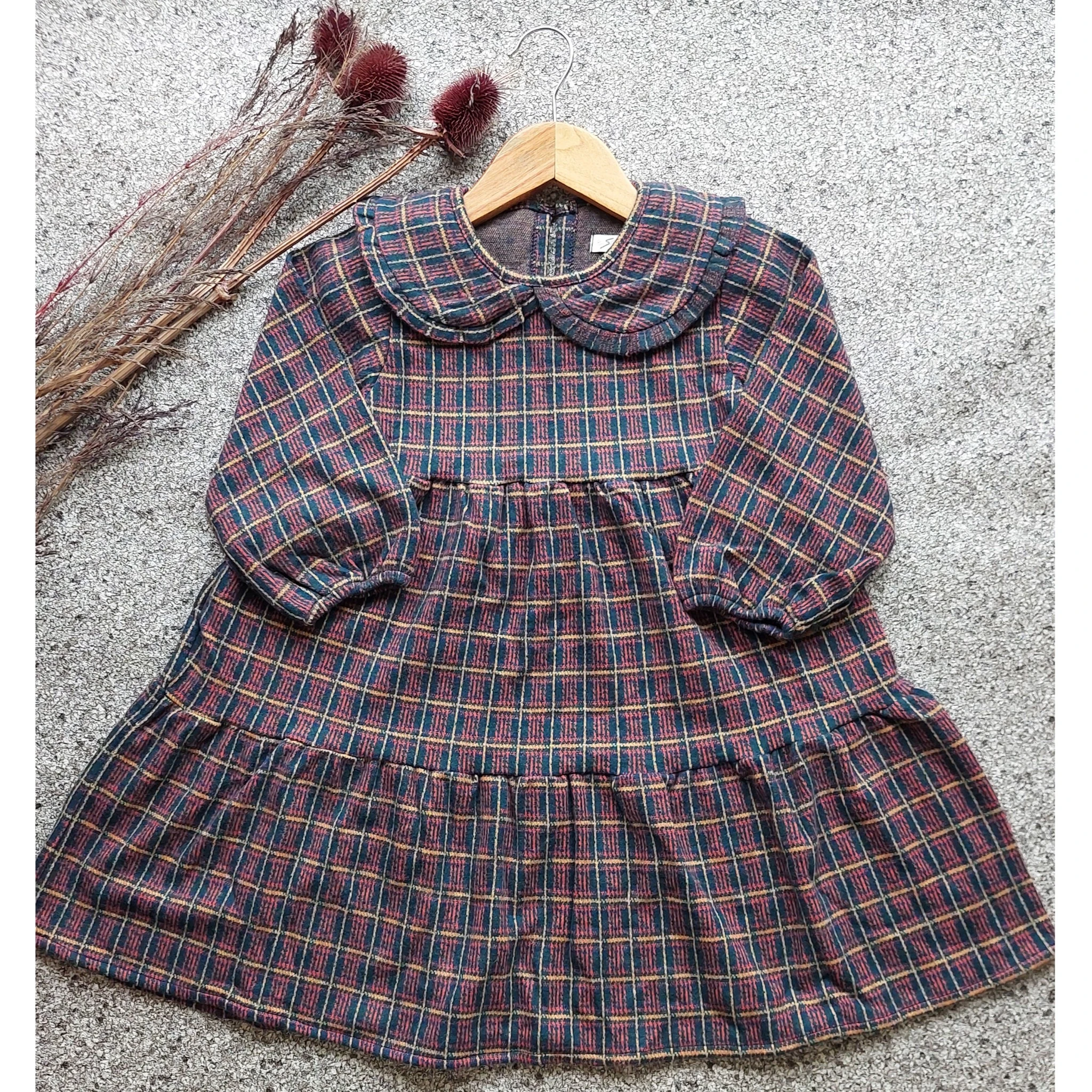 Bebe Yaka Kışlık Elbise