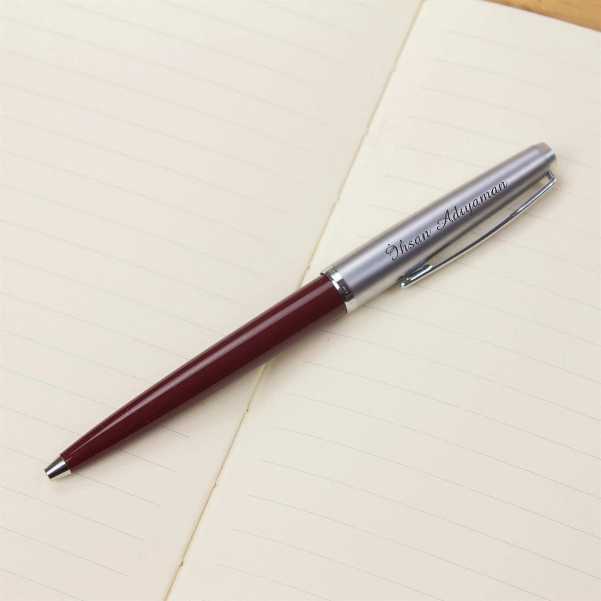 Kişiye Özel Scrikss Metal Gövdeli Tükenmez Kalem Bordo