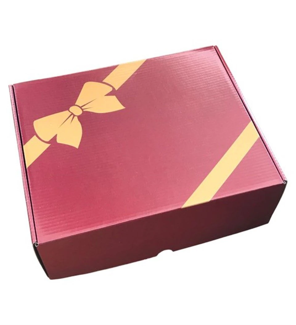 Kişiye Özel Defter Cam Matara Kolonya Kalem ve Çikolata Hediye Kutusu - Siyah