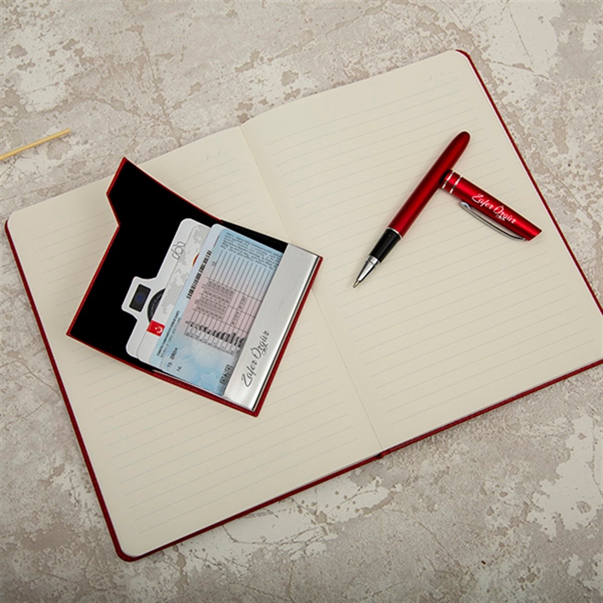 Kişiye Özel Kanguru Defter Kartvizitlik ve Roller Kalem Seti - Özel Kutu