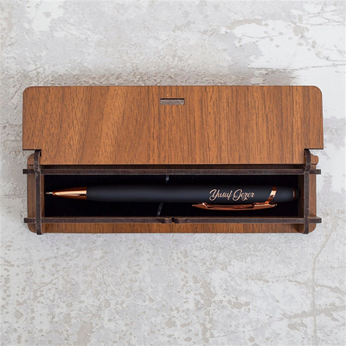 Kişiye Özel Exclusive Ahşap Kutulu Tükenmez Kalem Siyah