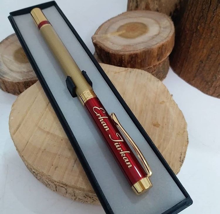 Kişiye Özel Şeffaf Kutulu Metal Roller Kalem