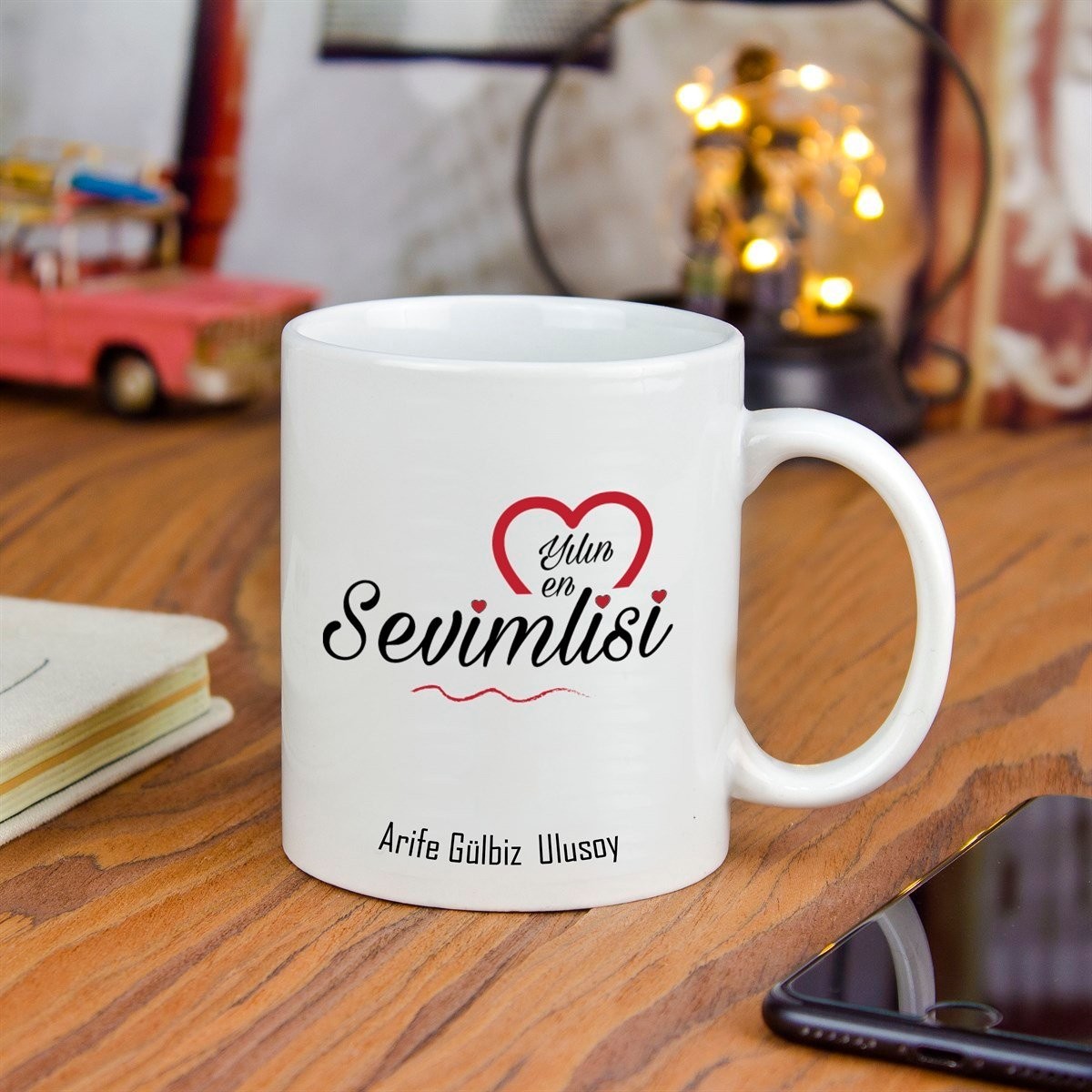 Kişiye Özel Yılın En Sevimlisi Temalı Seramik Kupa Bardak