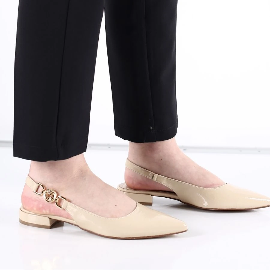 Modavega Toka Detaylı Arkası Açık Kadın Babet 25806S