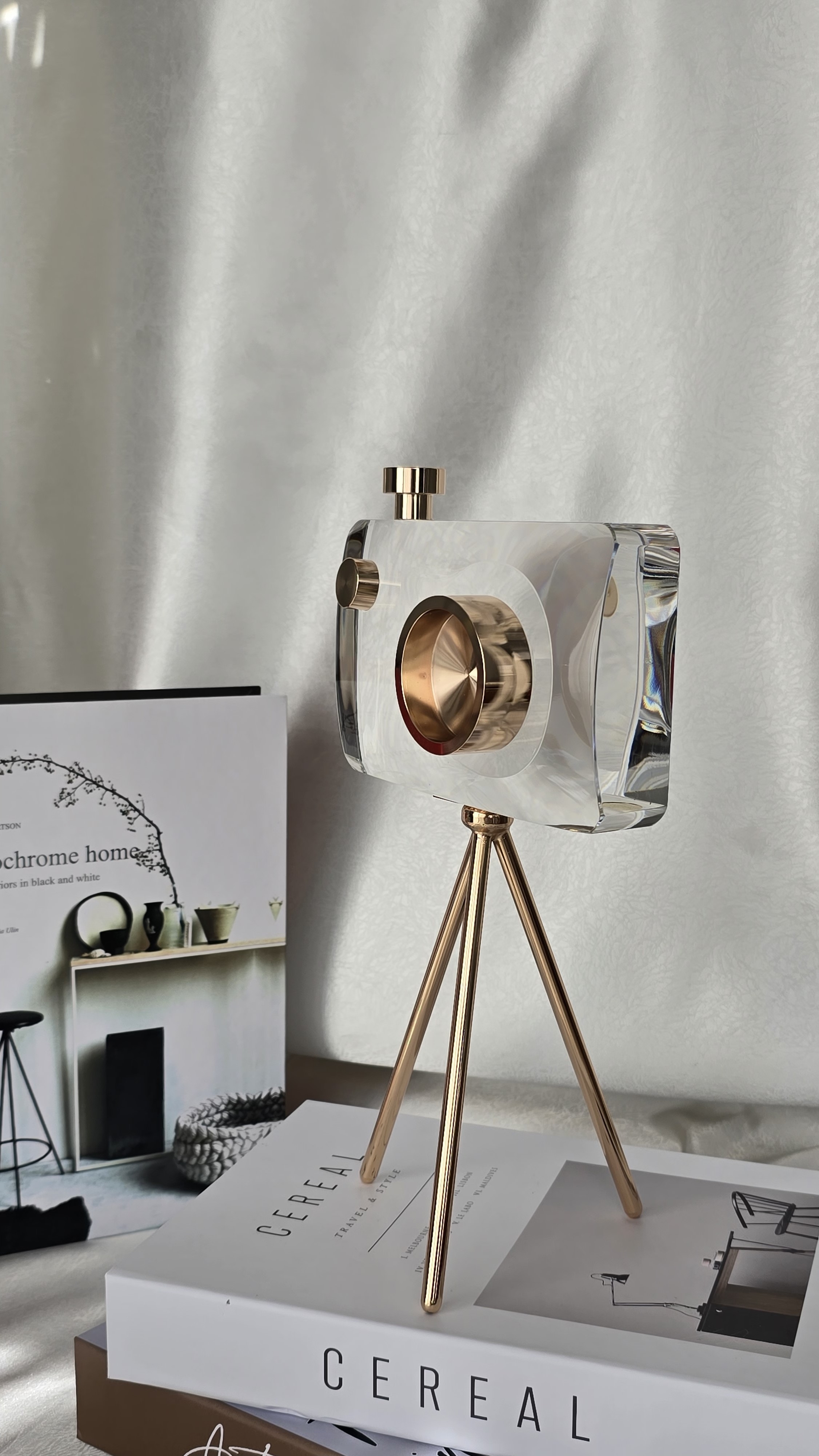 Tripot Ayaklı Kristal Cam Fotoğraf Makinesi Dekoratif Obje - Büyük Boy